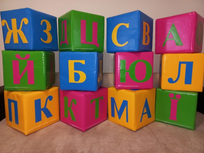 М’які кубики з літерами 12 шт