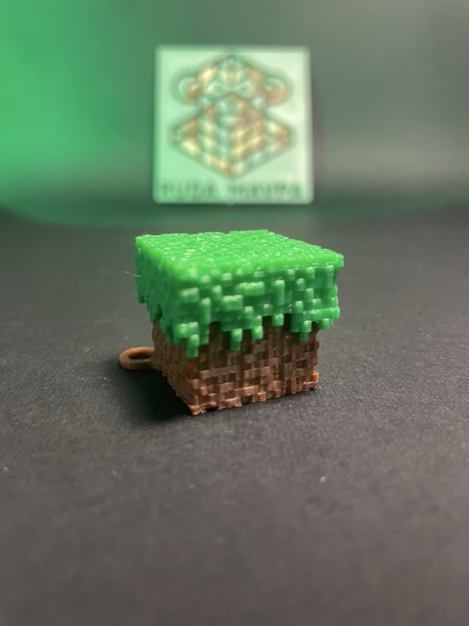 Кнопка-клікер Minecraft куб землі антистрес