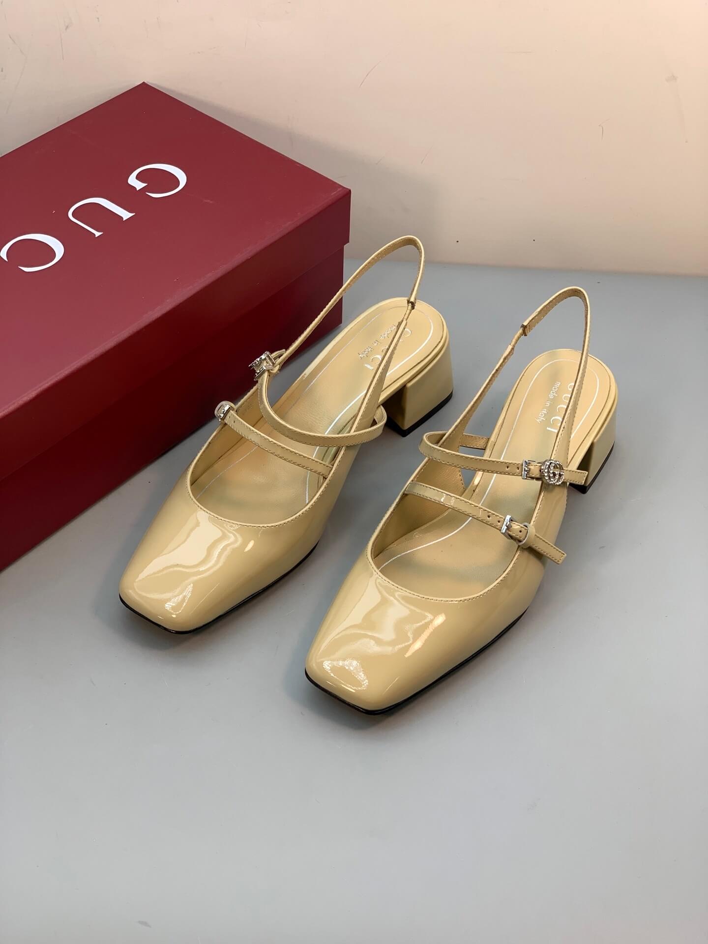 Gucci босоніжки