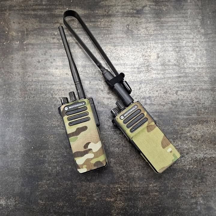 Маскувальні текстильні наліпки для радіостанцій "MOTOROLA 4410/4400/4400e" від українського бренду "SVETOGOR DEFENCE".