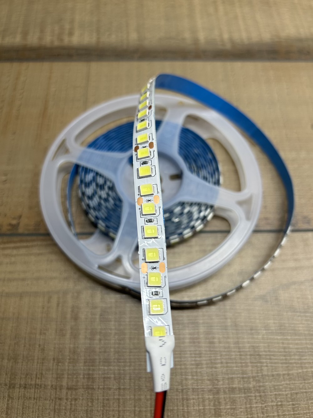 Led стрічка 12V, 120Led, 10-12W/m, 1 метр, холодний-білий