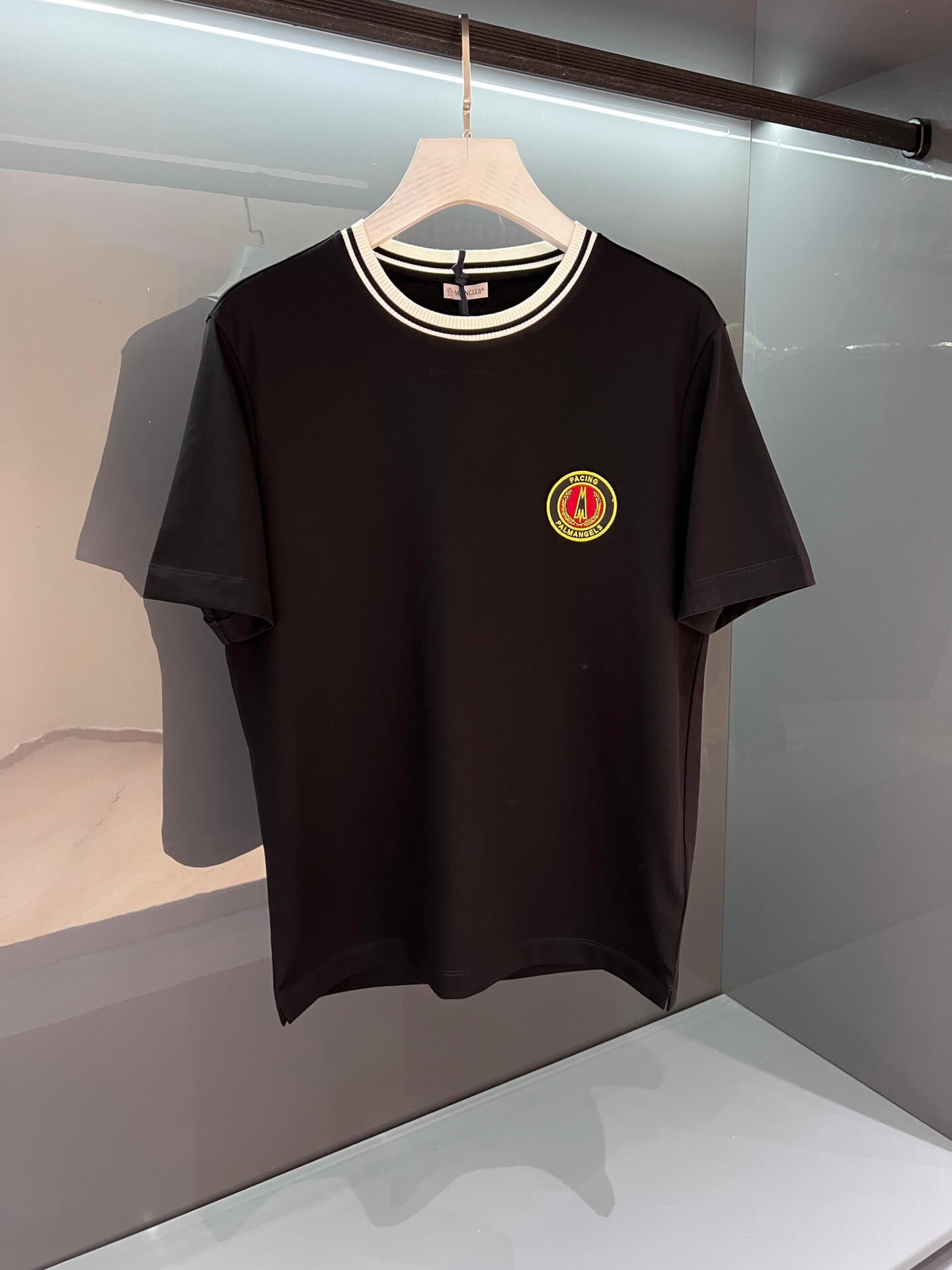 Moncler футболка