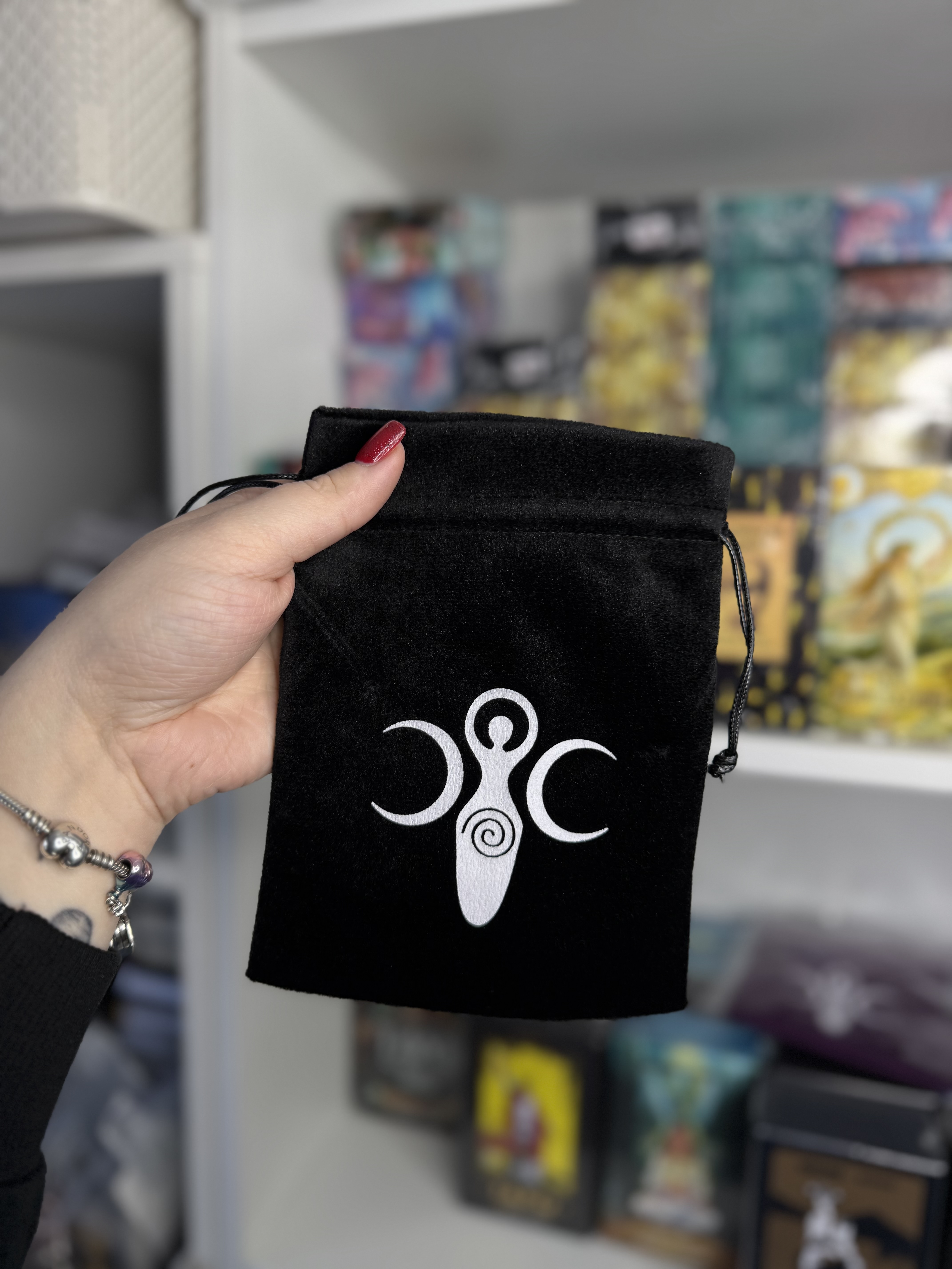 Оксамитовий мішечок «Вікка» чорного кольору