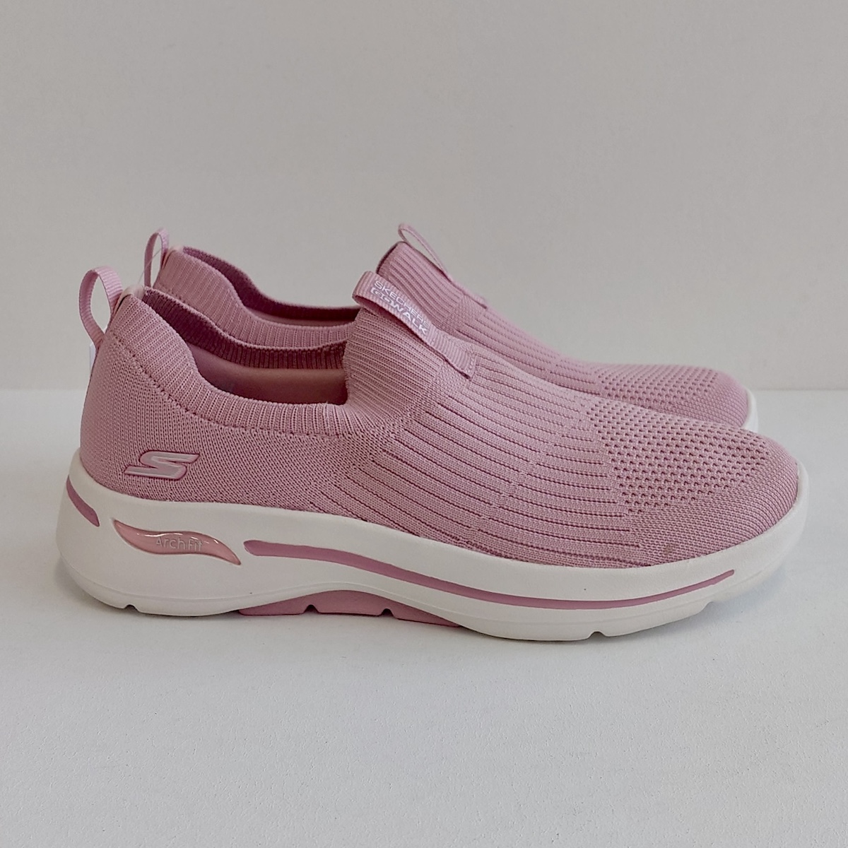 Кросівки жіночі Skechers (36)