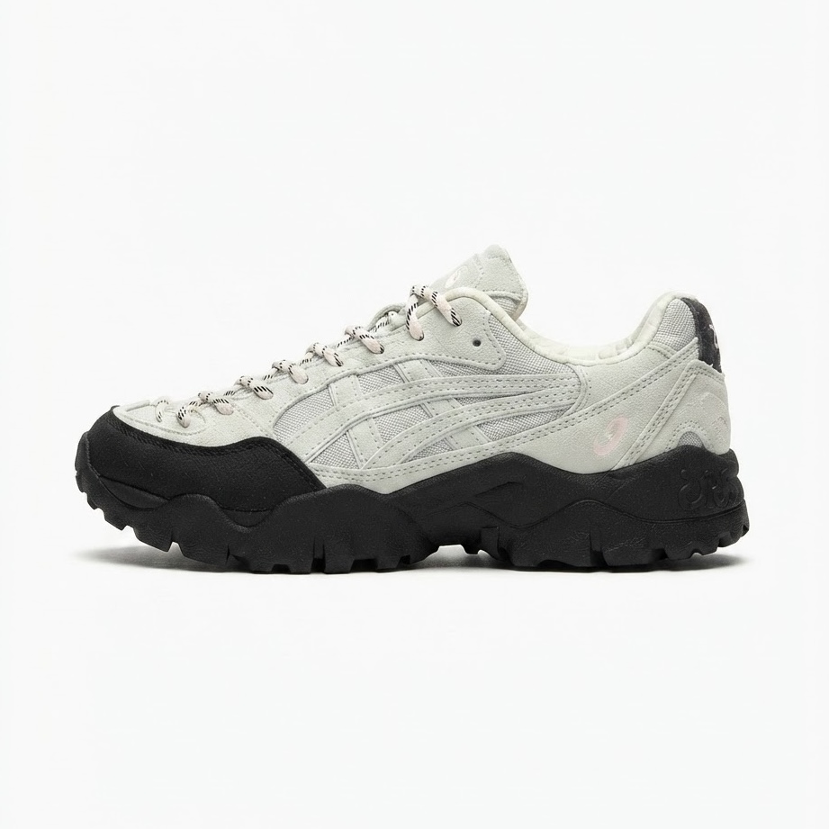 ASICS Gel-Pickaxe Black & White