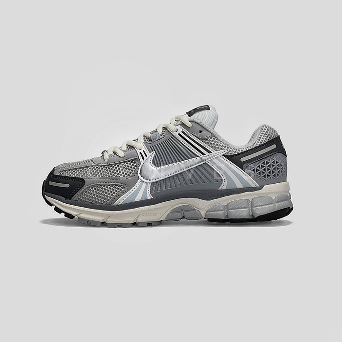 Nike Vomero 5 Grey Silver
