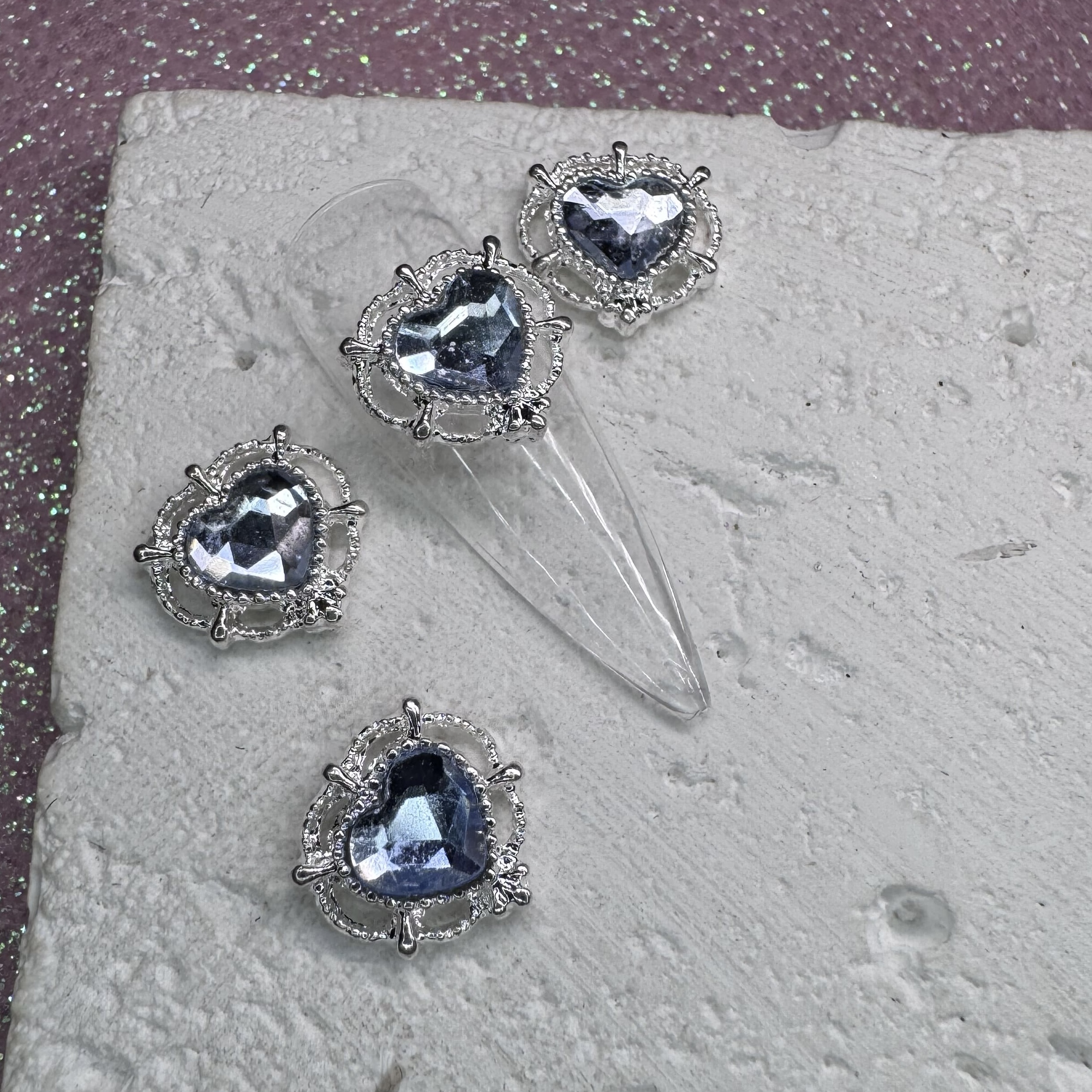 Фігурка для нігтів "Сердечко"