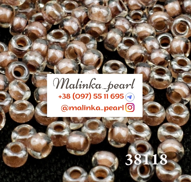 Бісер бежевий, кристальний, глазурований з фарбованим отвором