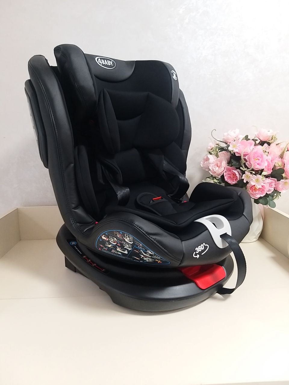 Дитяче автокрісло 4Baby Rotofix 0-36 кг Isofix чорне