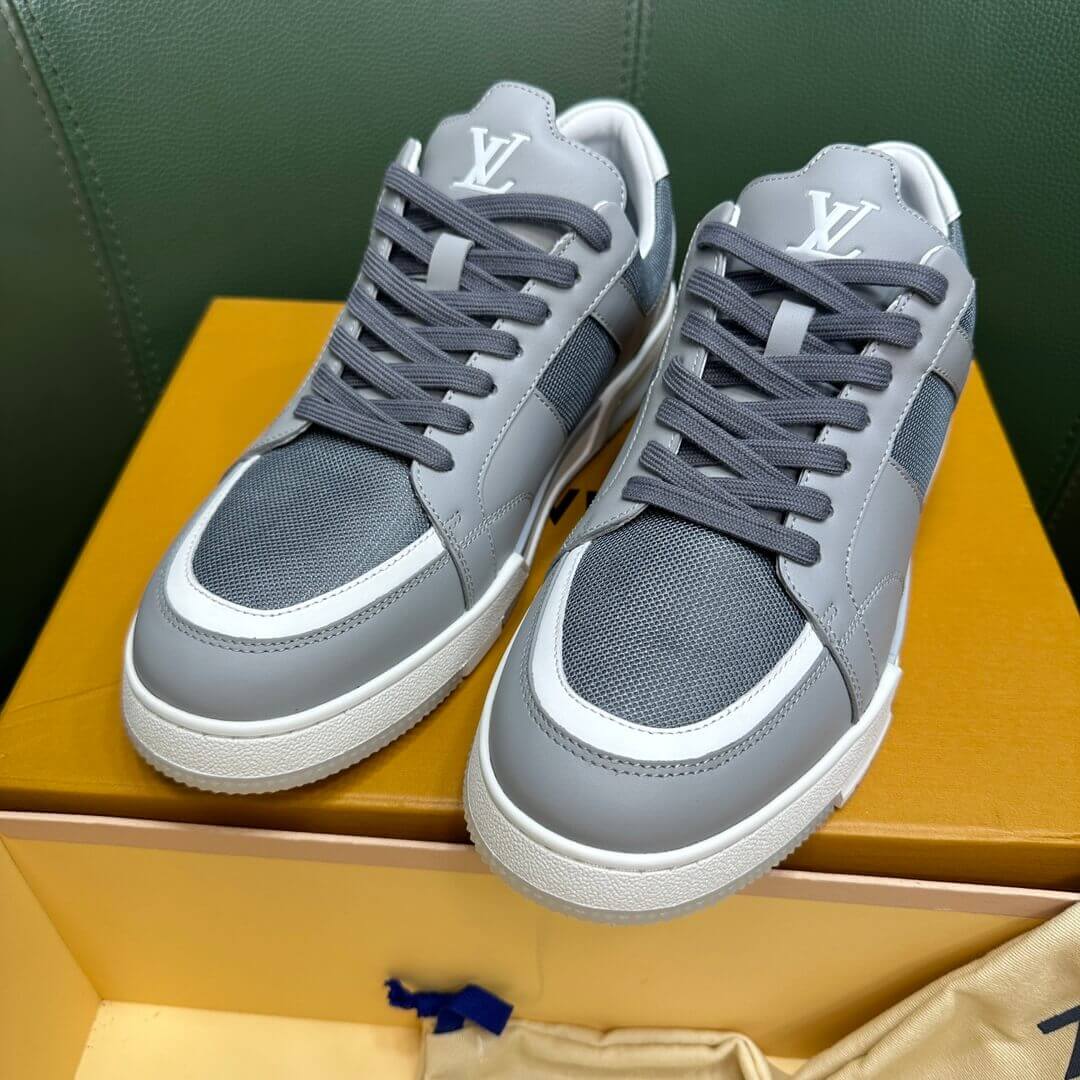 Louis Vuitton кросівки