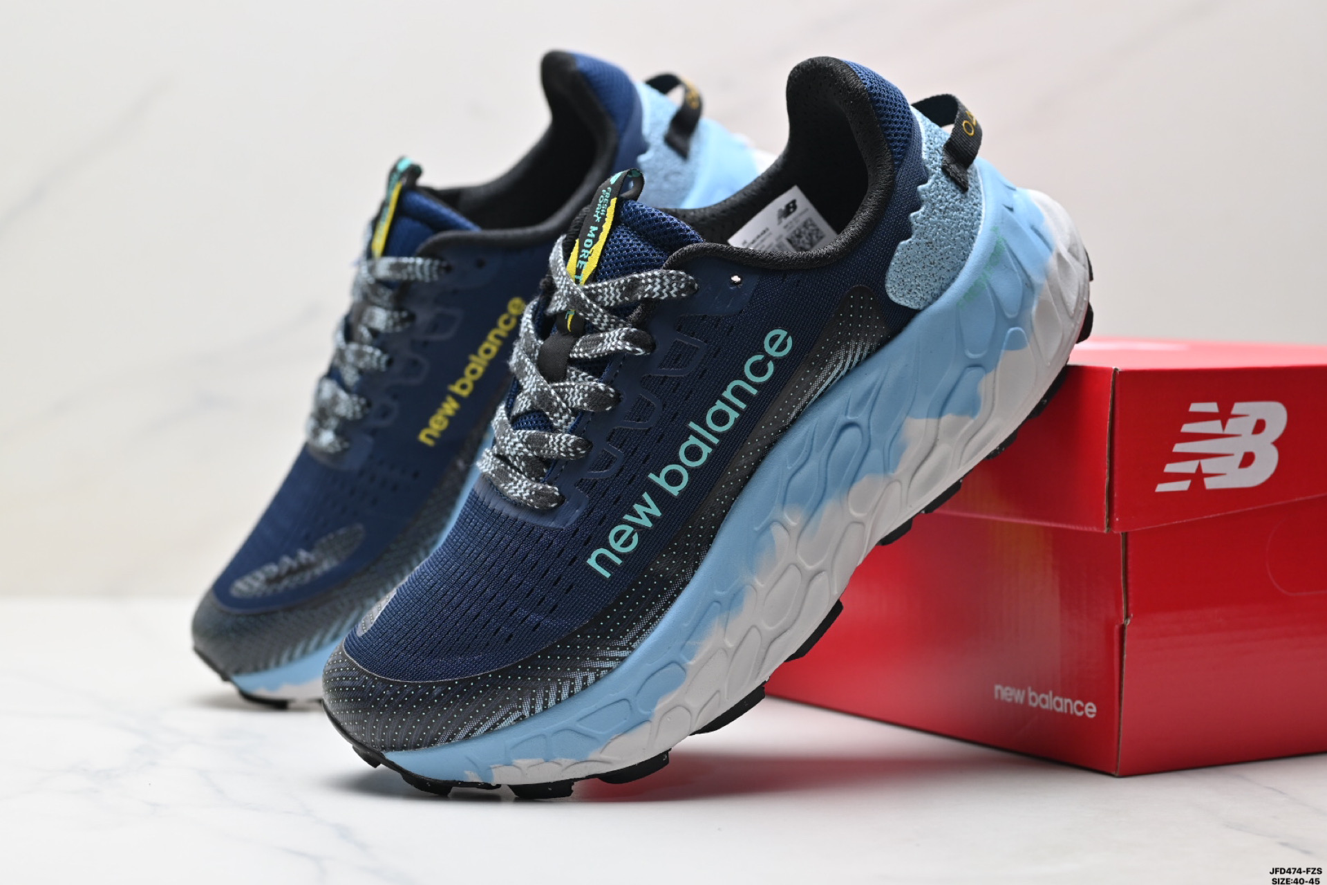 New Balance  MTMORAB3