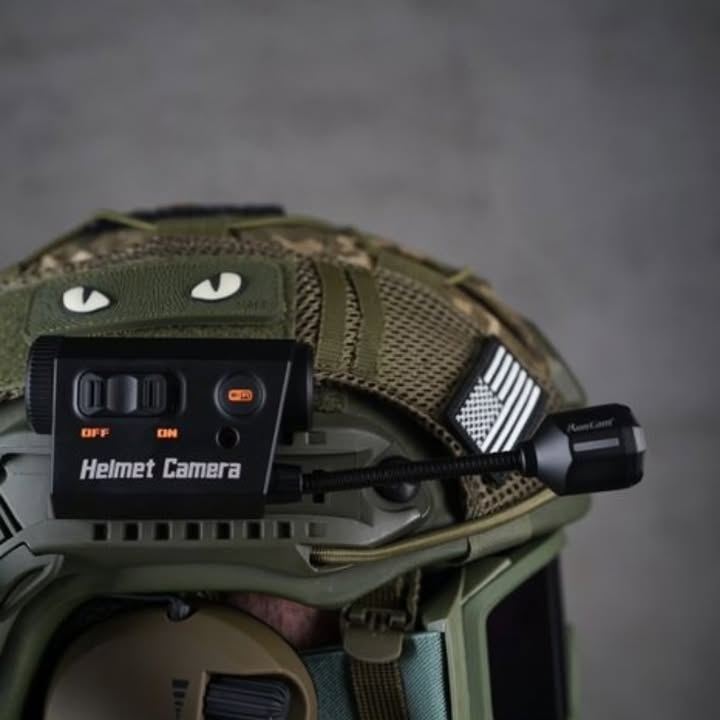 Компактна нашоломна екшен-камера "RunCam HelmetCam 4K" від бренду "ACM".