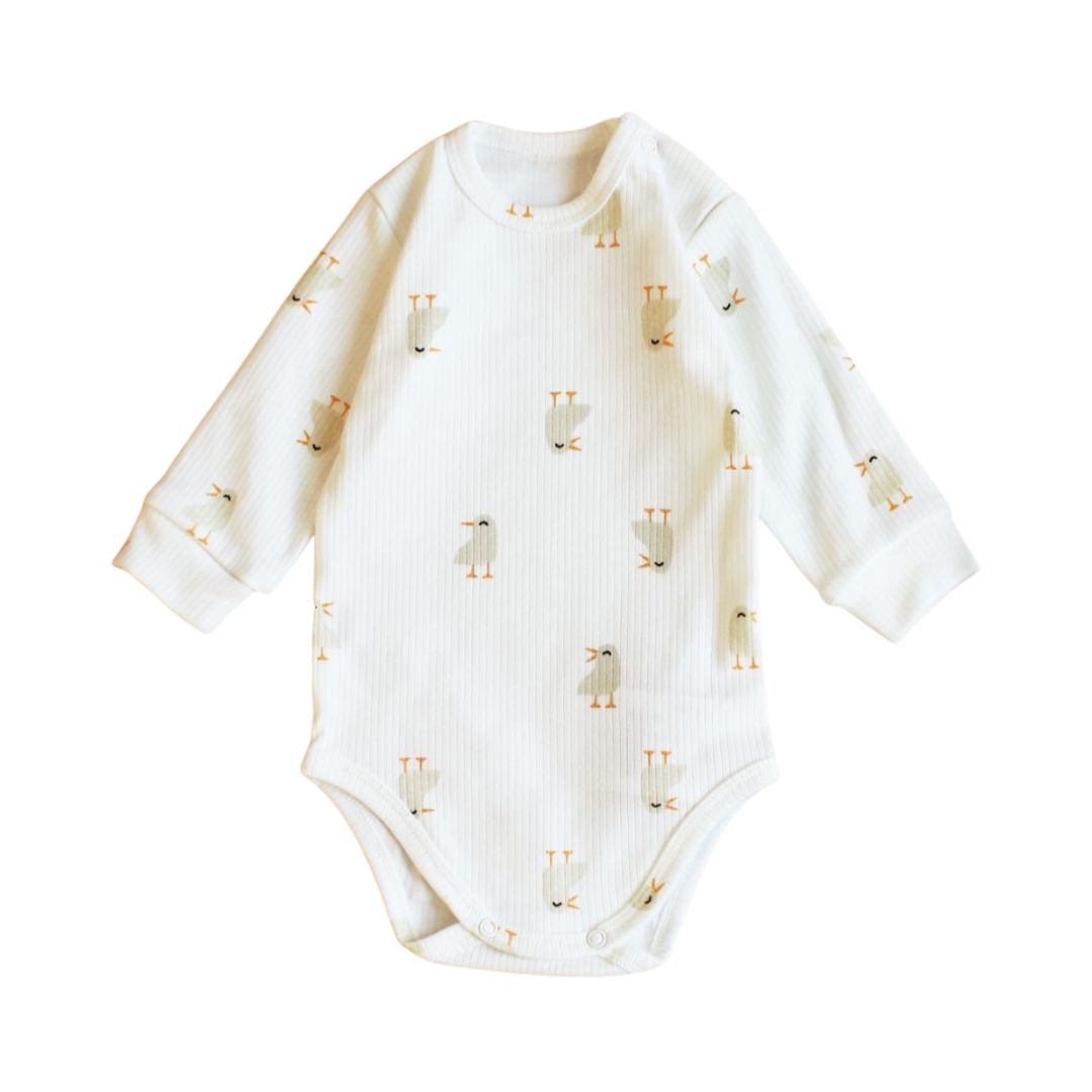 Дитячий боді з довгими рукавами в рубчик