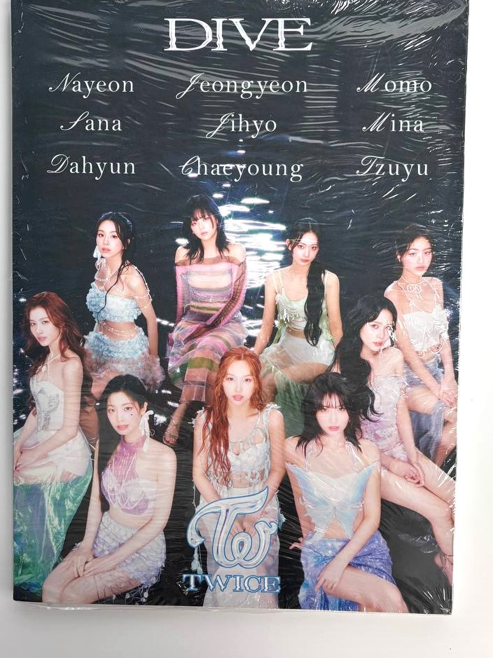 Журнал K-pop гурту TWICE, фотоальбом TWICE DIVE, Star Photo Album, 37A302