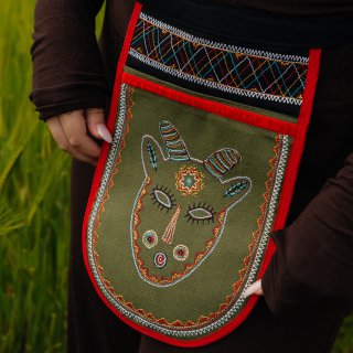 Жіночий аксесуар Кишеня "Коза зелена"