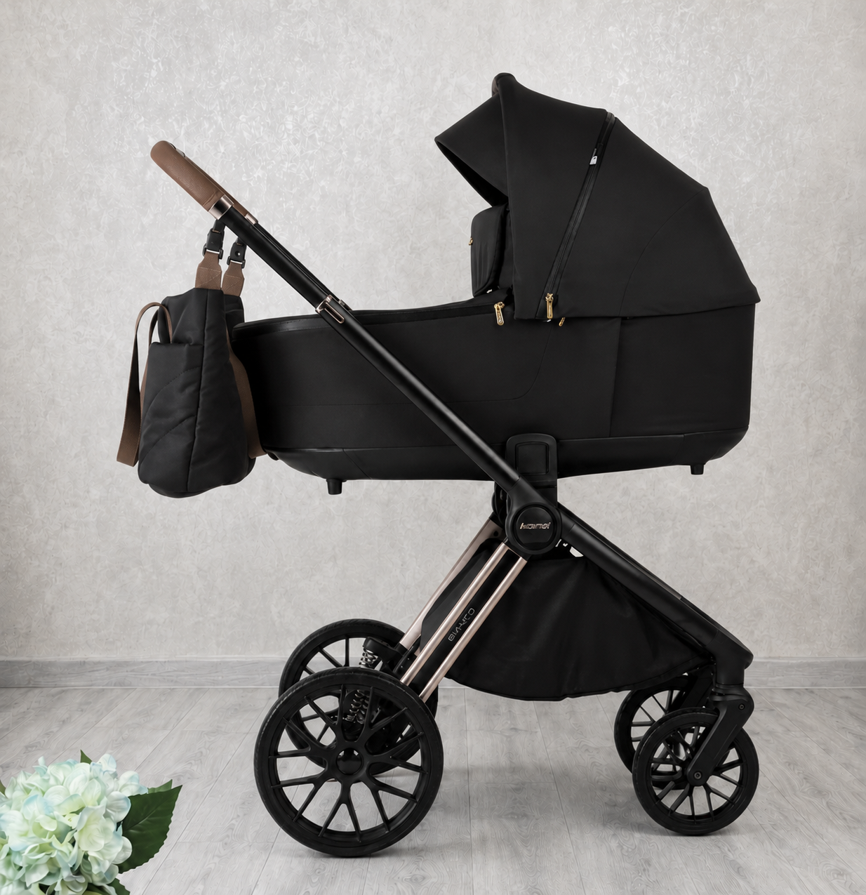 Коляска 2 в 1 Adamex Bianco Champange Carbon