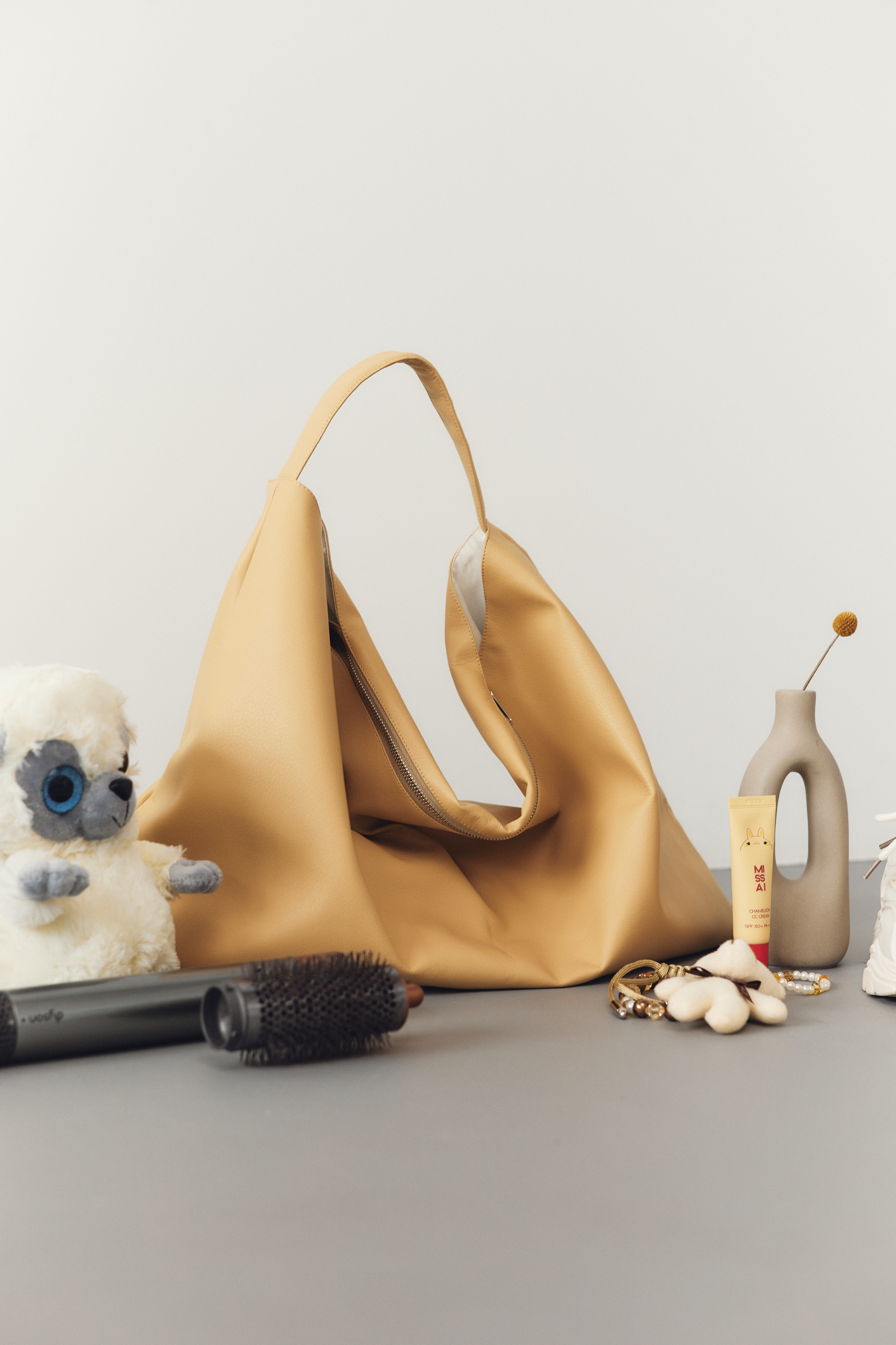 LINDA-bag yellow butter
