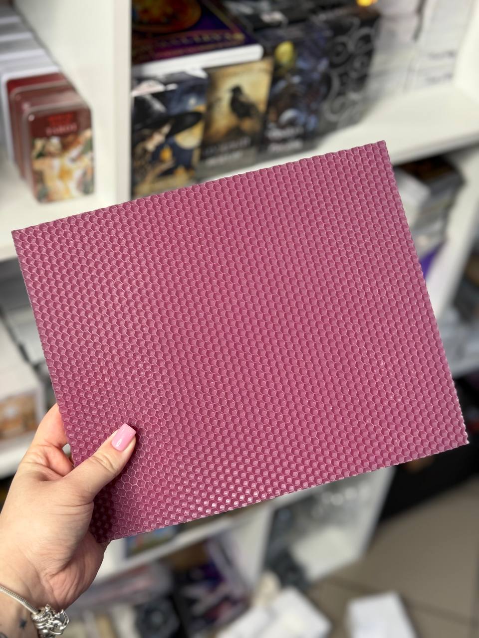 Вощина лавандового кольору