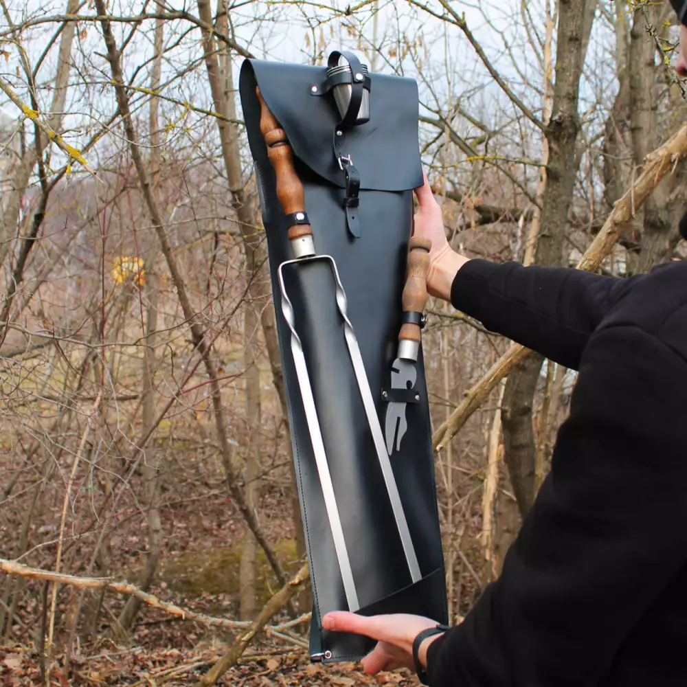 Набір шампурів в ексклюзивному шкіряному чохлі "Похідний"