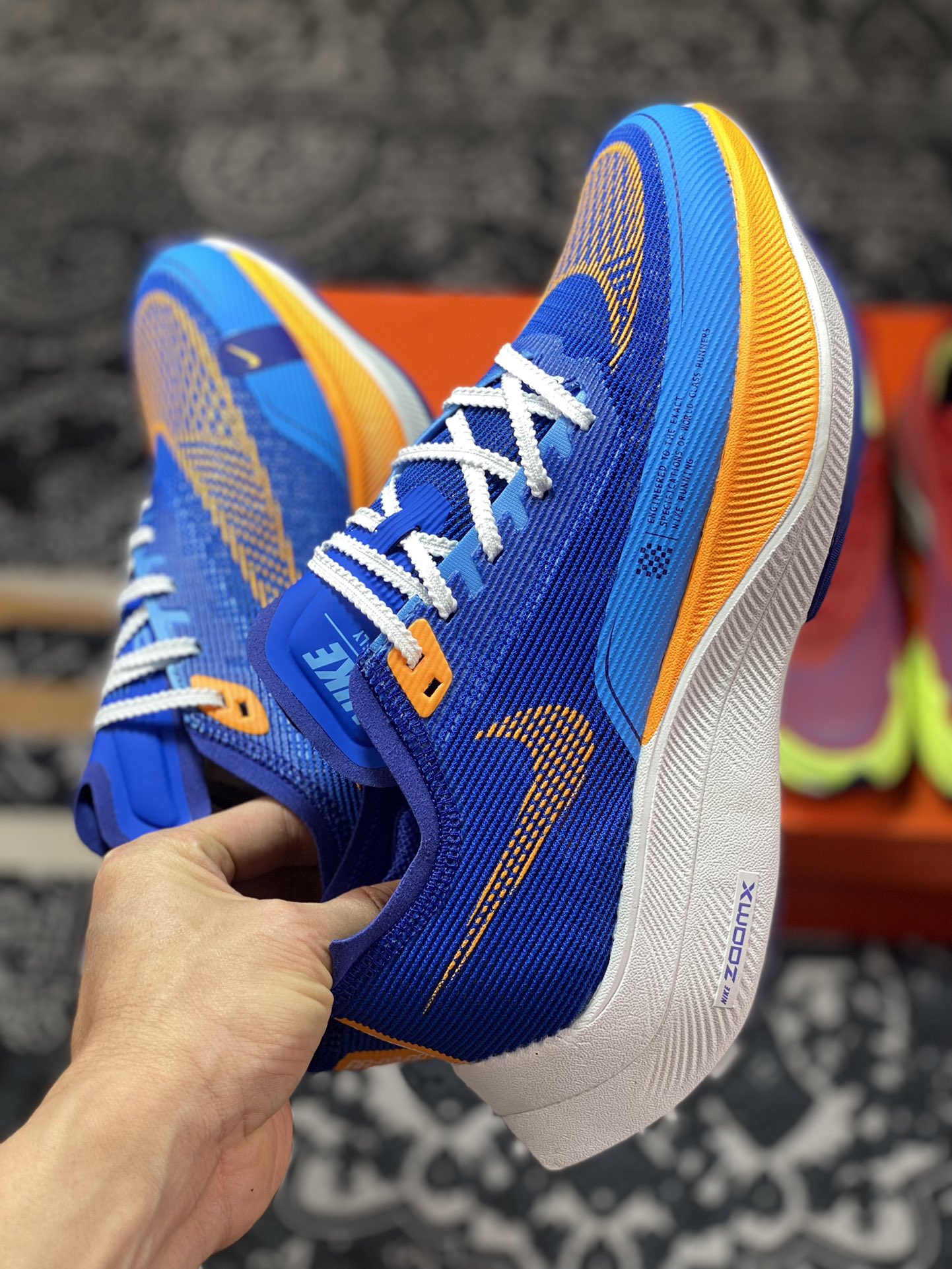 Nike ZoomX Vaporfly Next% 2 FD0713-400