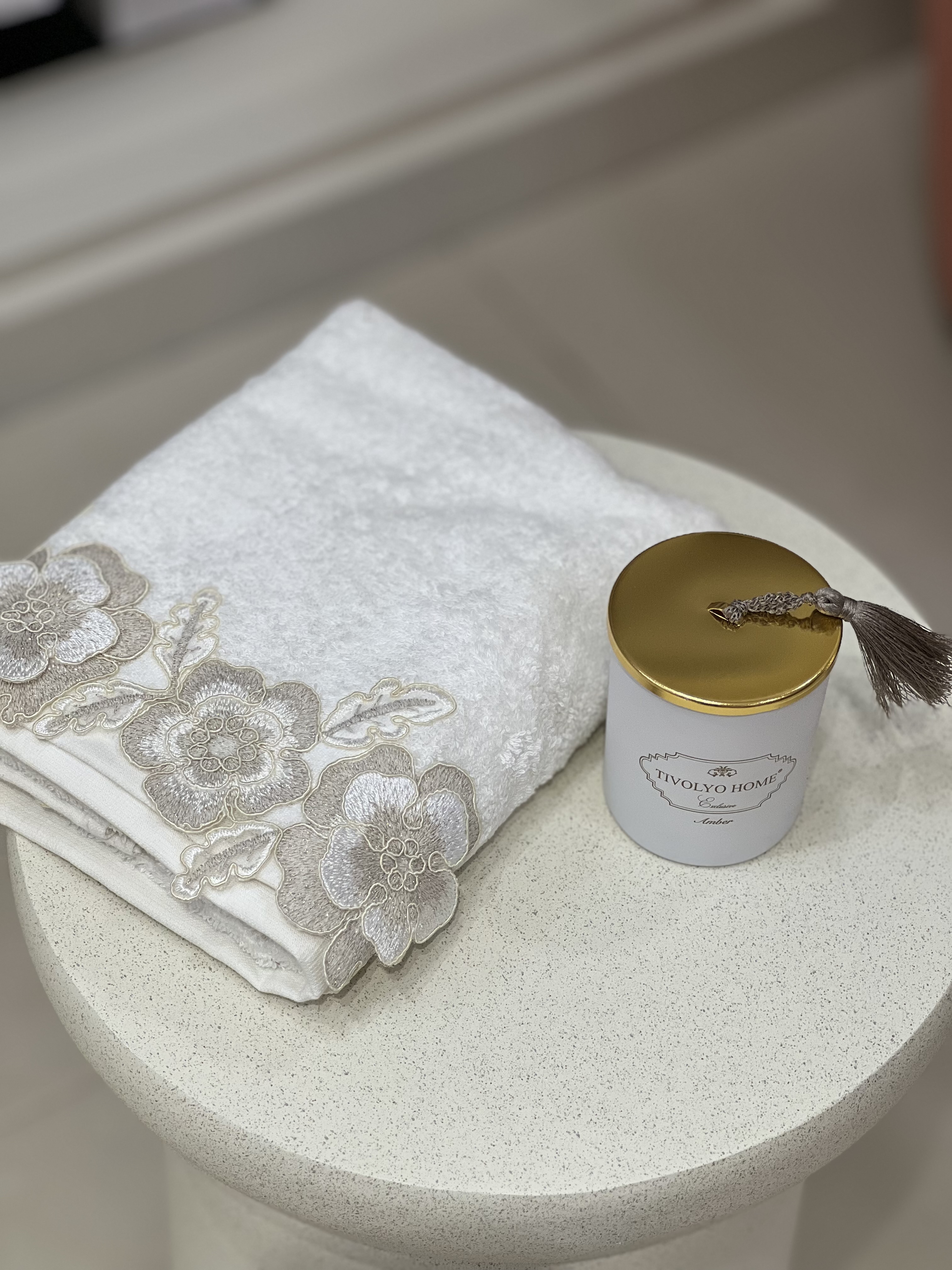 Лицьові бамбукові рушники з ніжним мереживом Sedef в подарунковій коробці