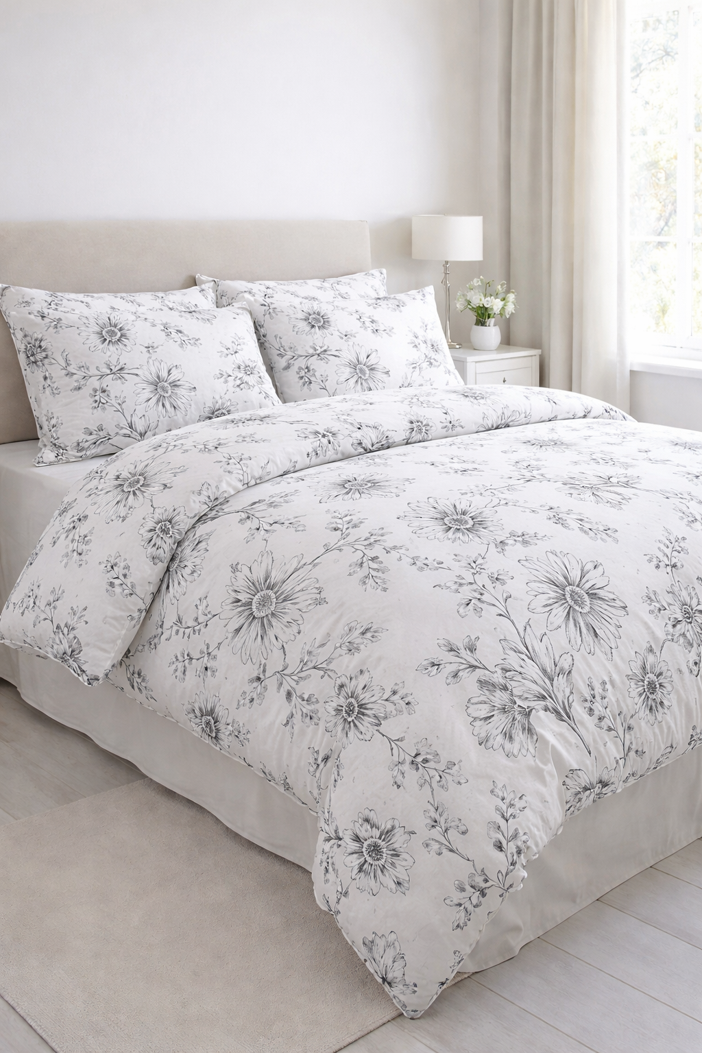 Постільна білизна  від виробника ранфрс  "Чорні квіти на білому "