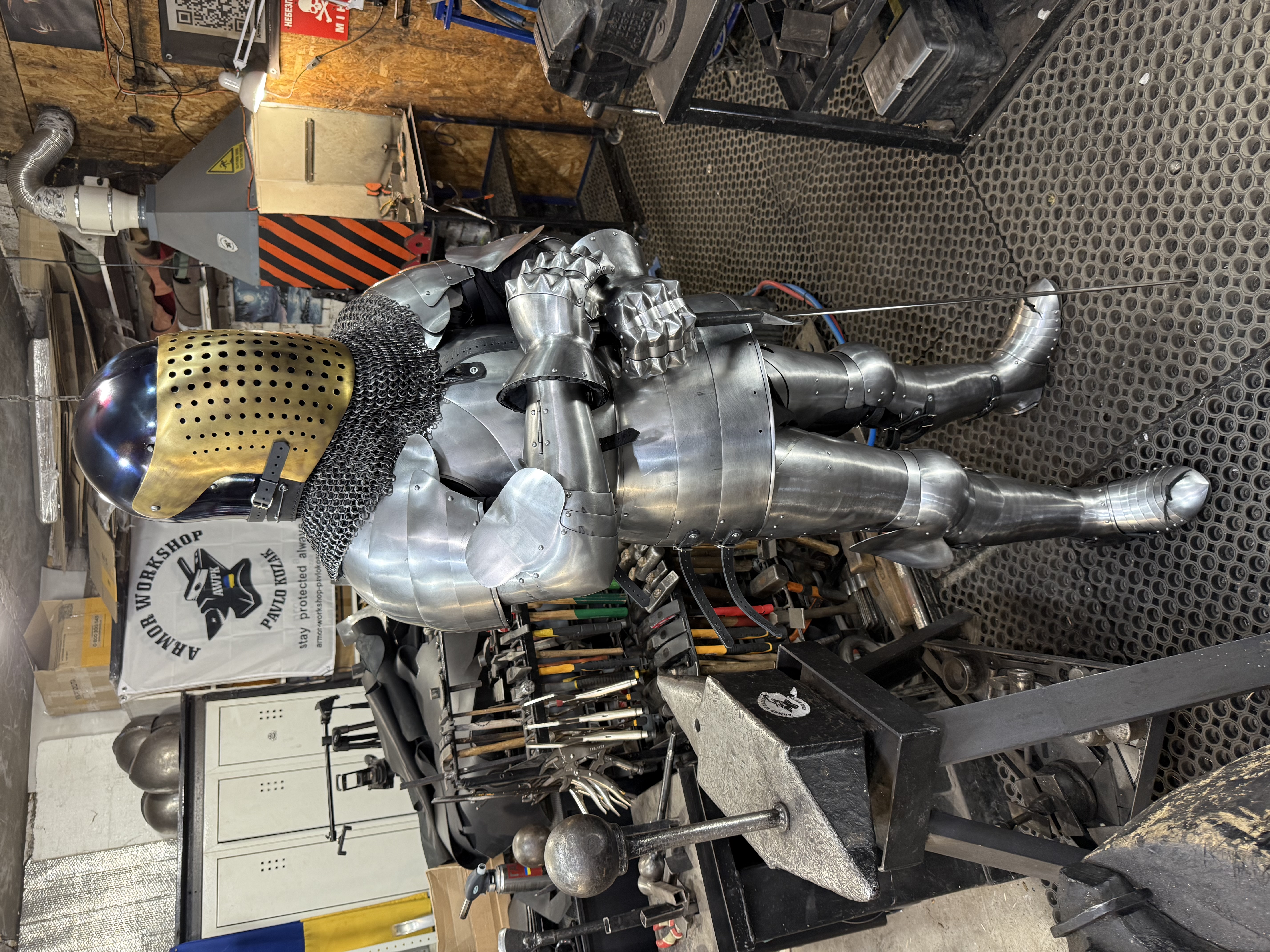 Full armor set “ blue yellow head”