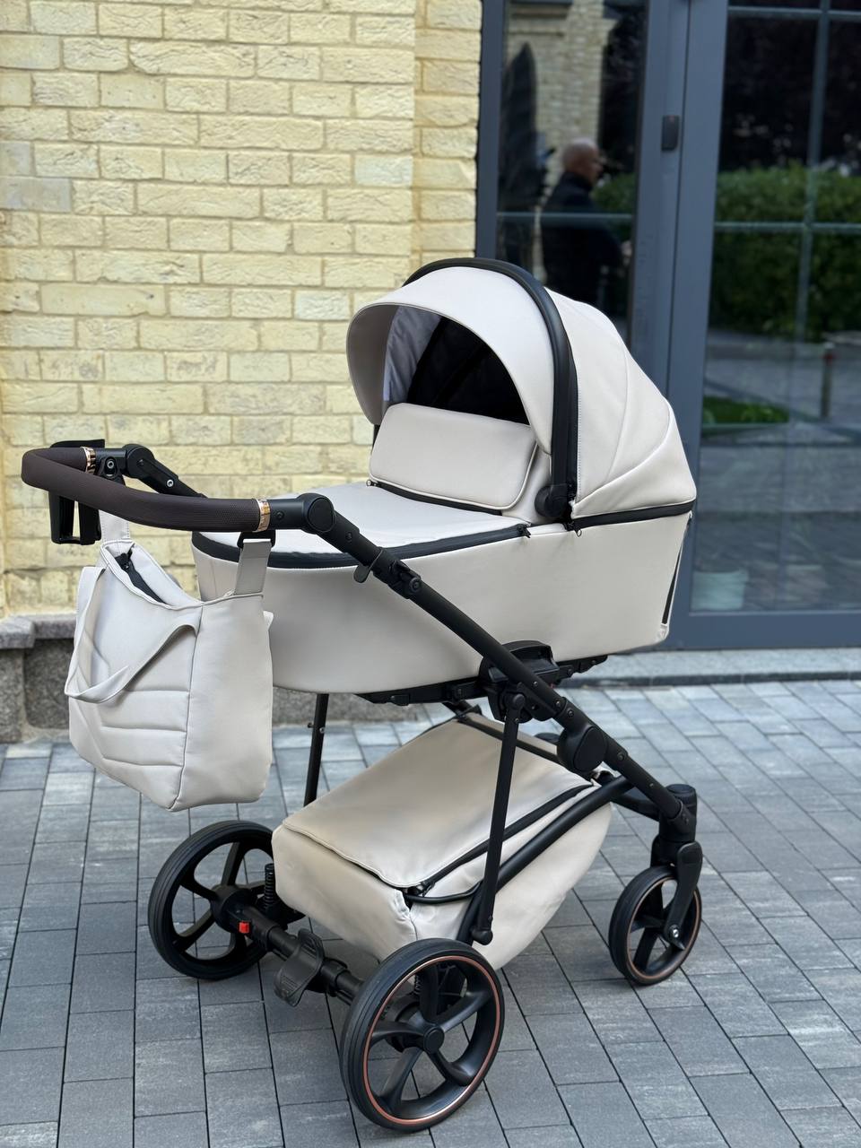 Коляска 2в1 Baby Pram Evelyn екошкіра Beige