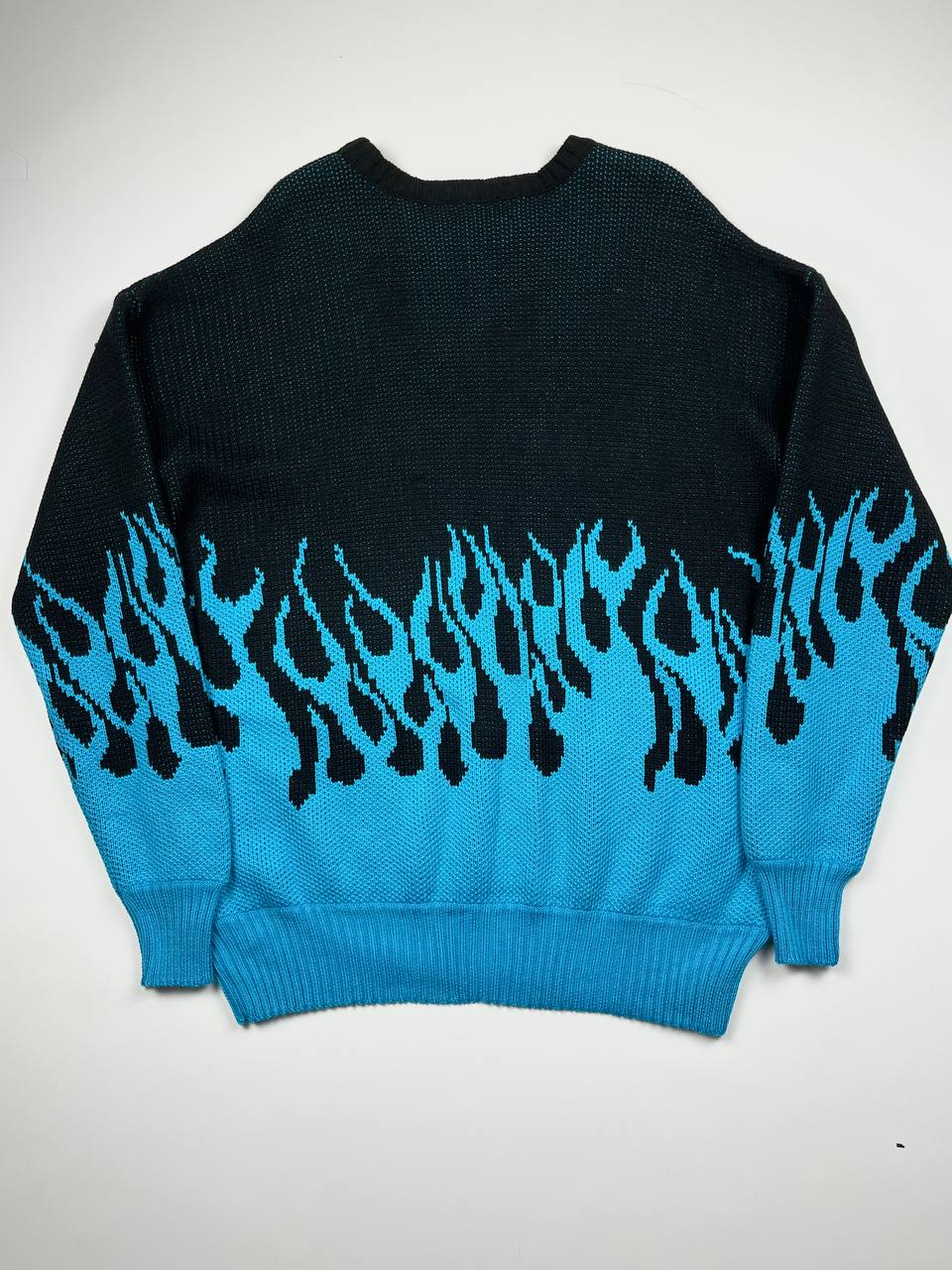 Светр "Вогонь" від Wenecks