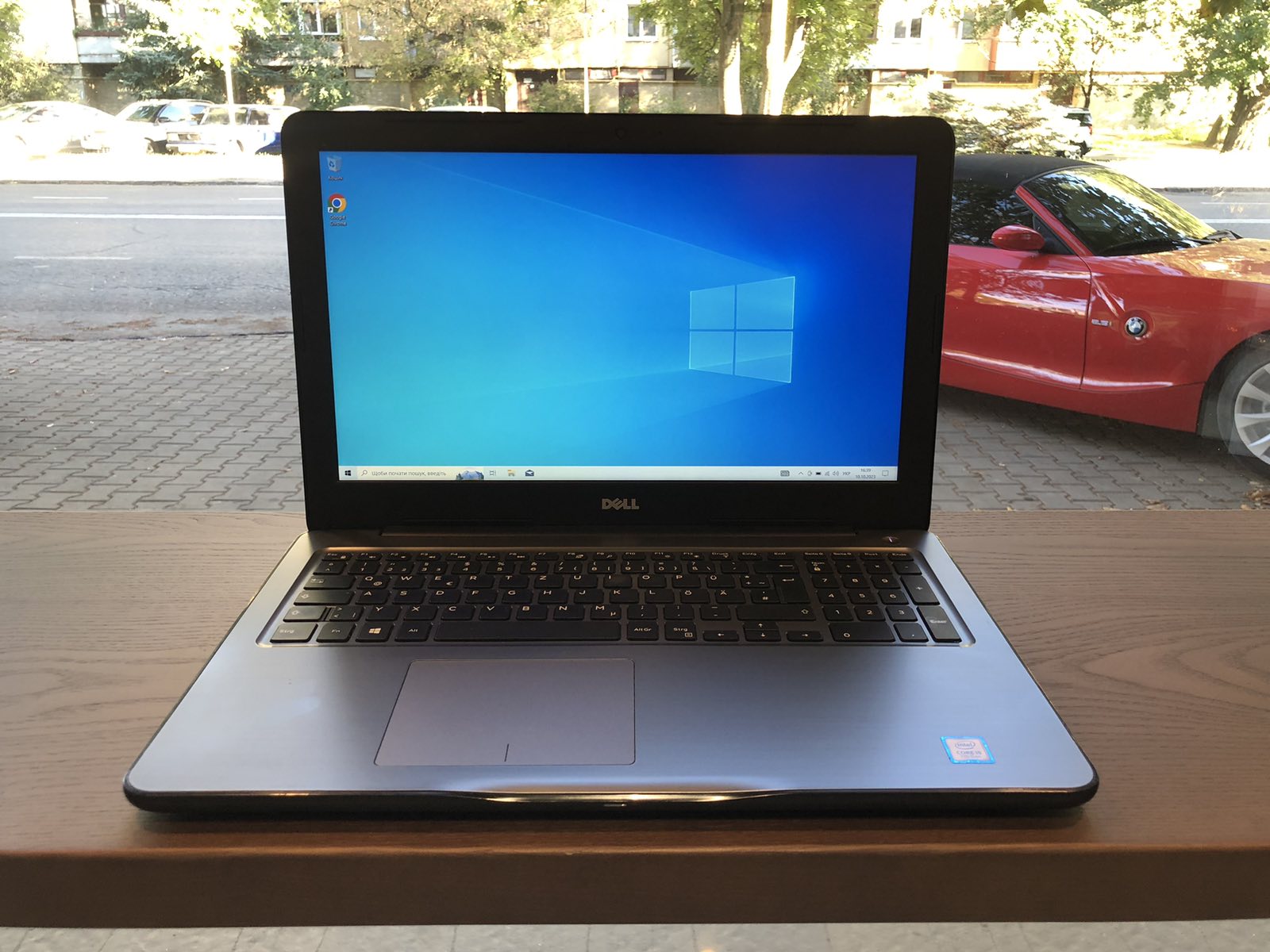 Ноутбук Dell Inspiron P66F