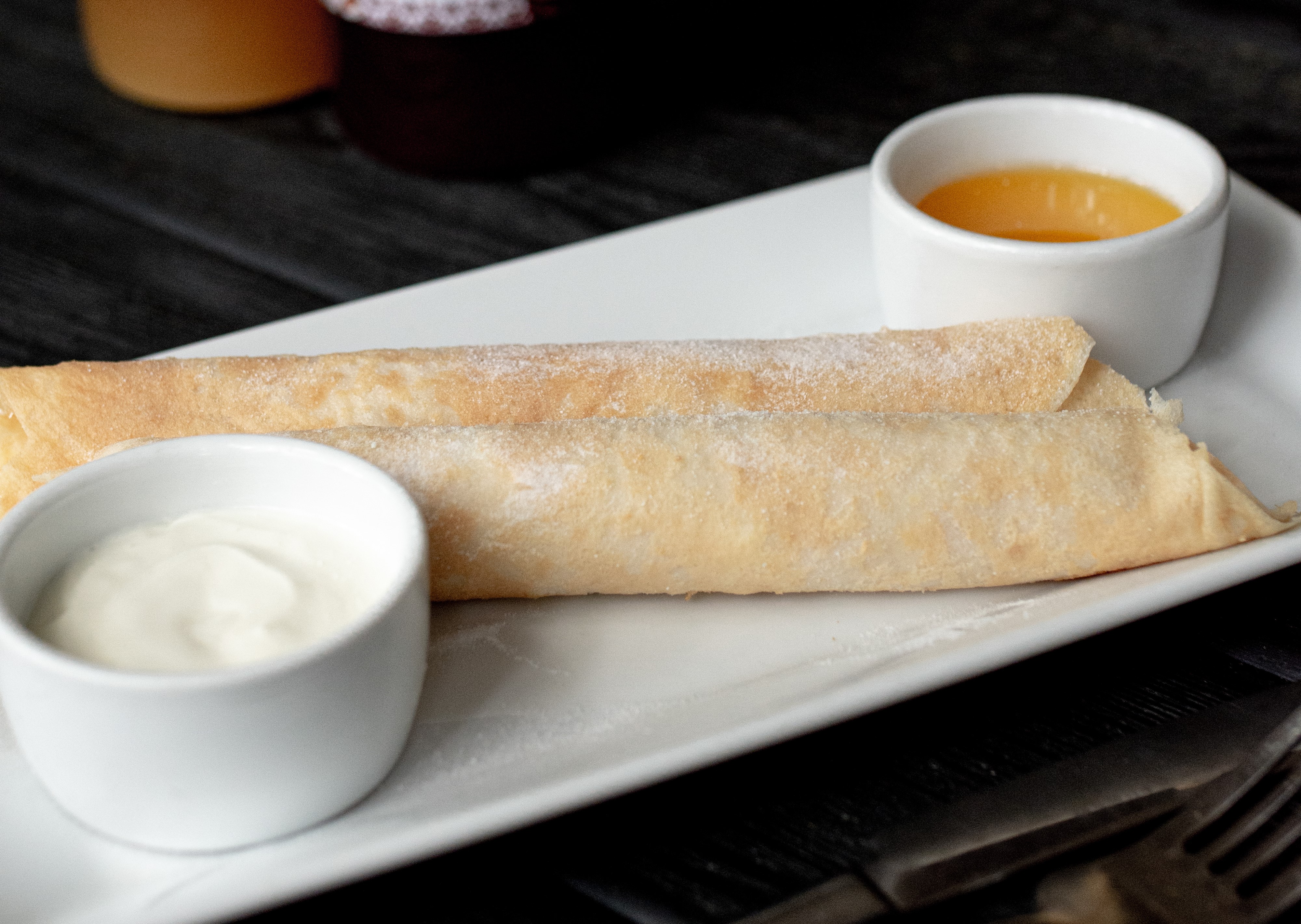 Млинці з яблуками та корицею