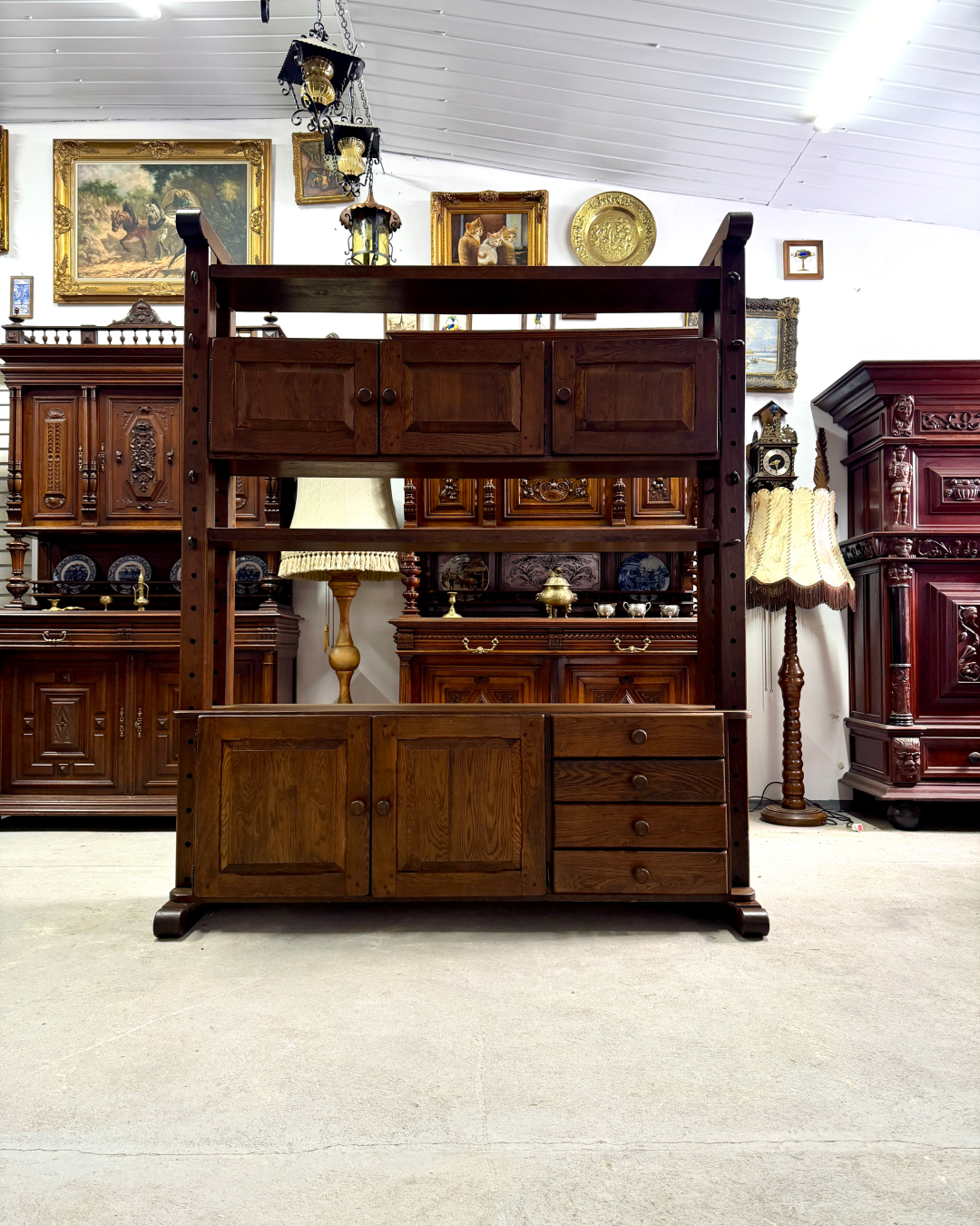 Містка дубова шафа сирна шафа