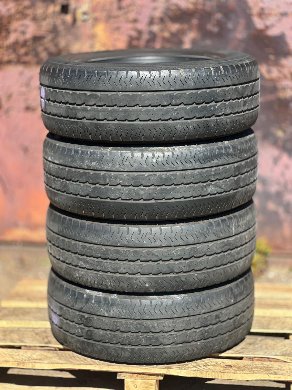 PIRELLI CHRONO 235/65/16C