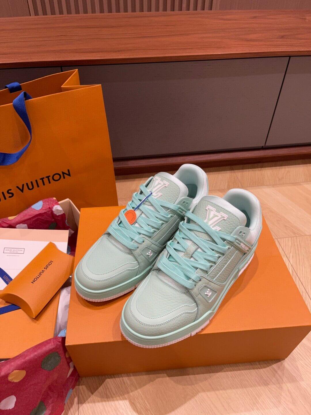Louis Vuitton кросівки