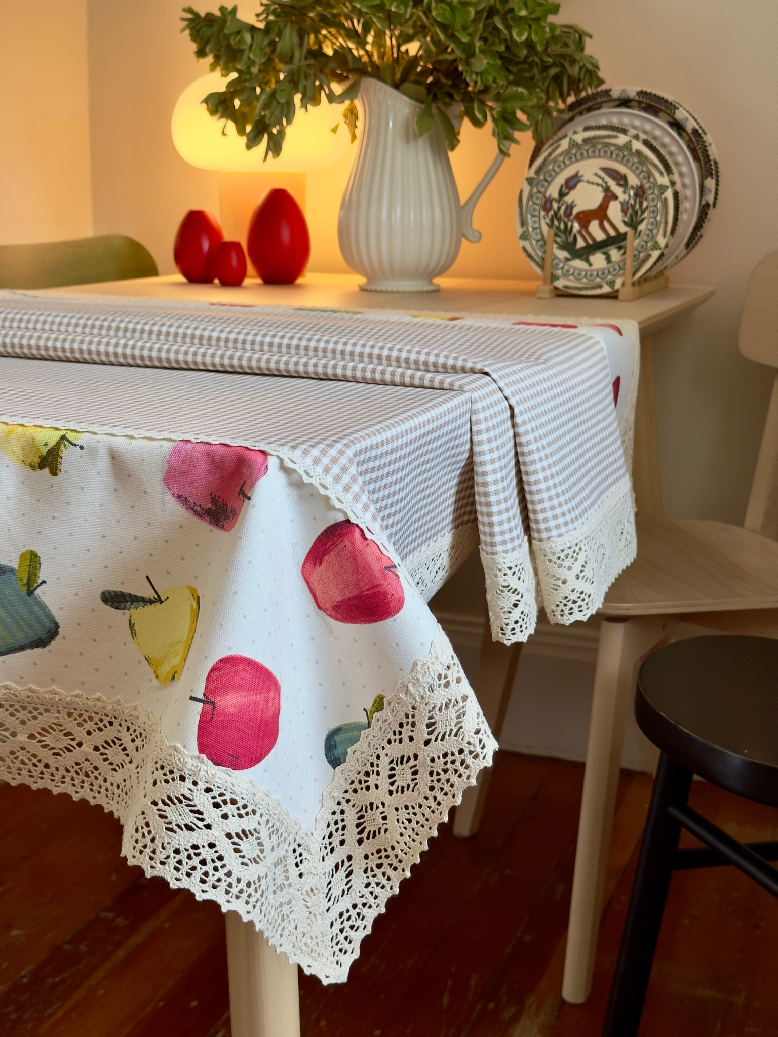 Tablecloth with Apples and wide lace