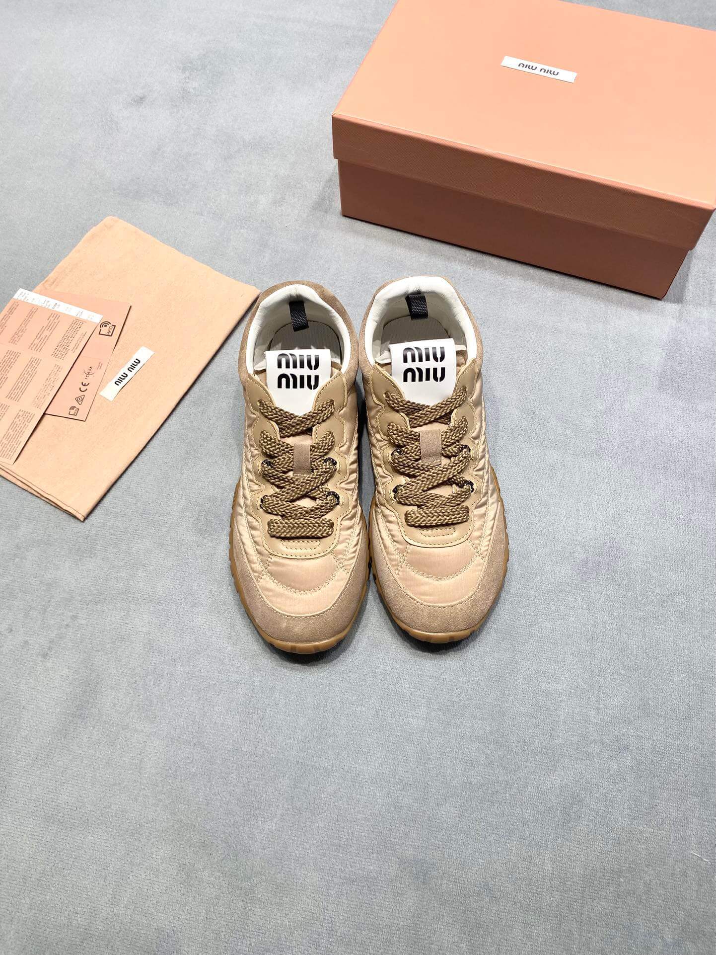 Miu Miu кросівки