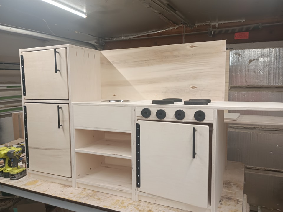 Play Kitchen