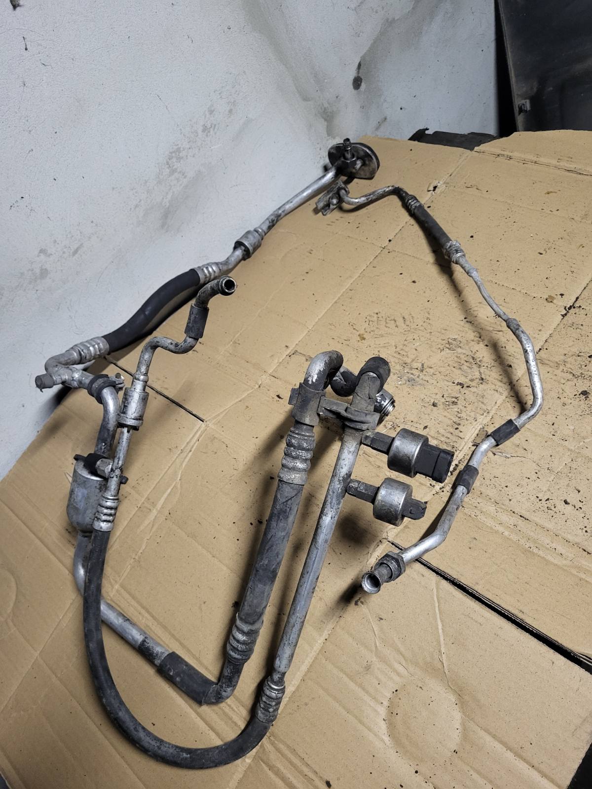 Патрубки конденціонера Opel Omega B 2.2 дизель