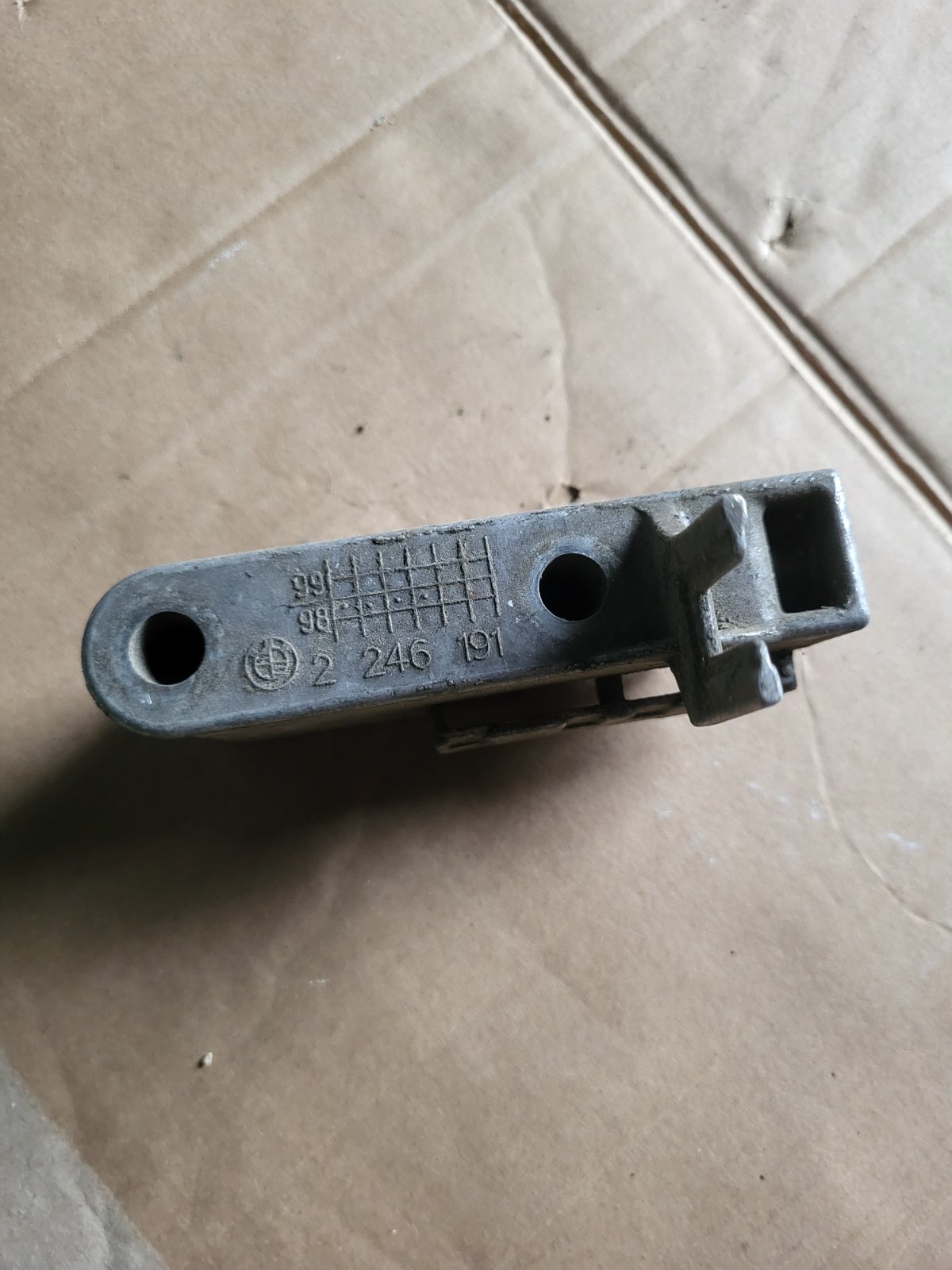 Кронштейн(лапа) ТНВД BMW E39 M51