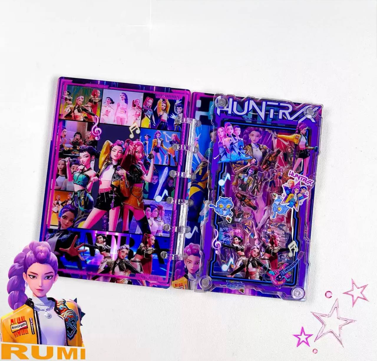 Блокнот з K-pop Demon Hunters, Кей поп мисливиці на демонів