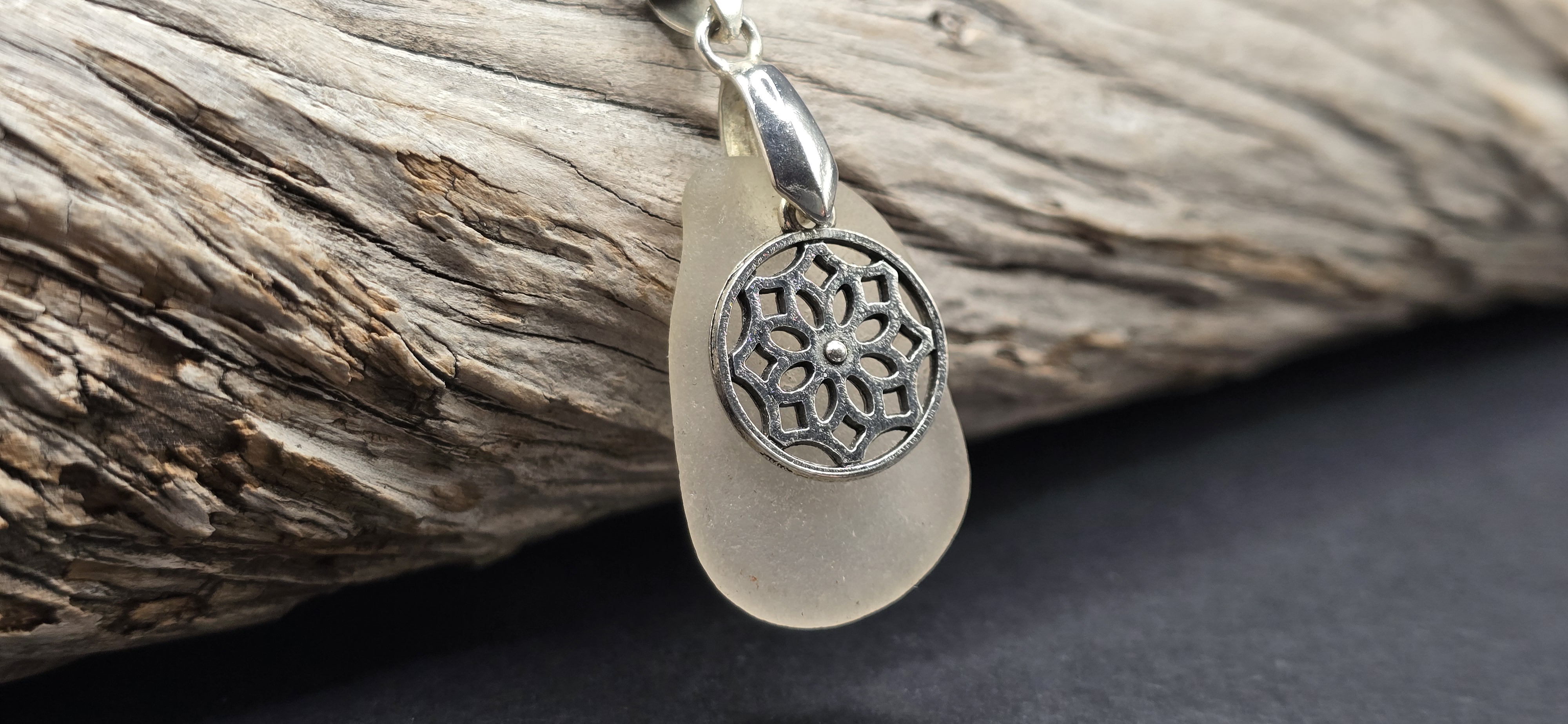 Sea Glass Window Necklace 
