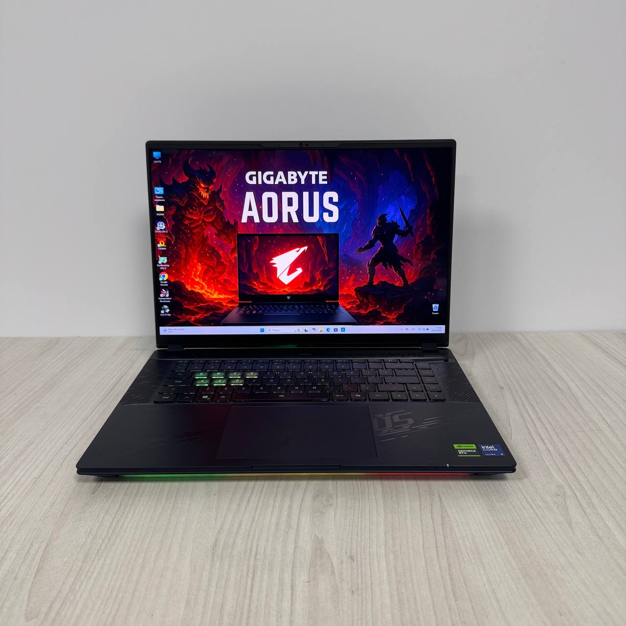 Gigabyte Aorus Master 16 BZH OLED