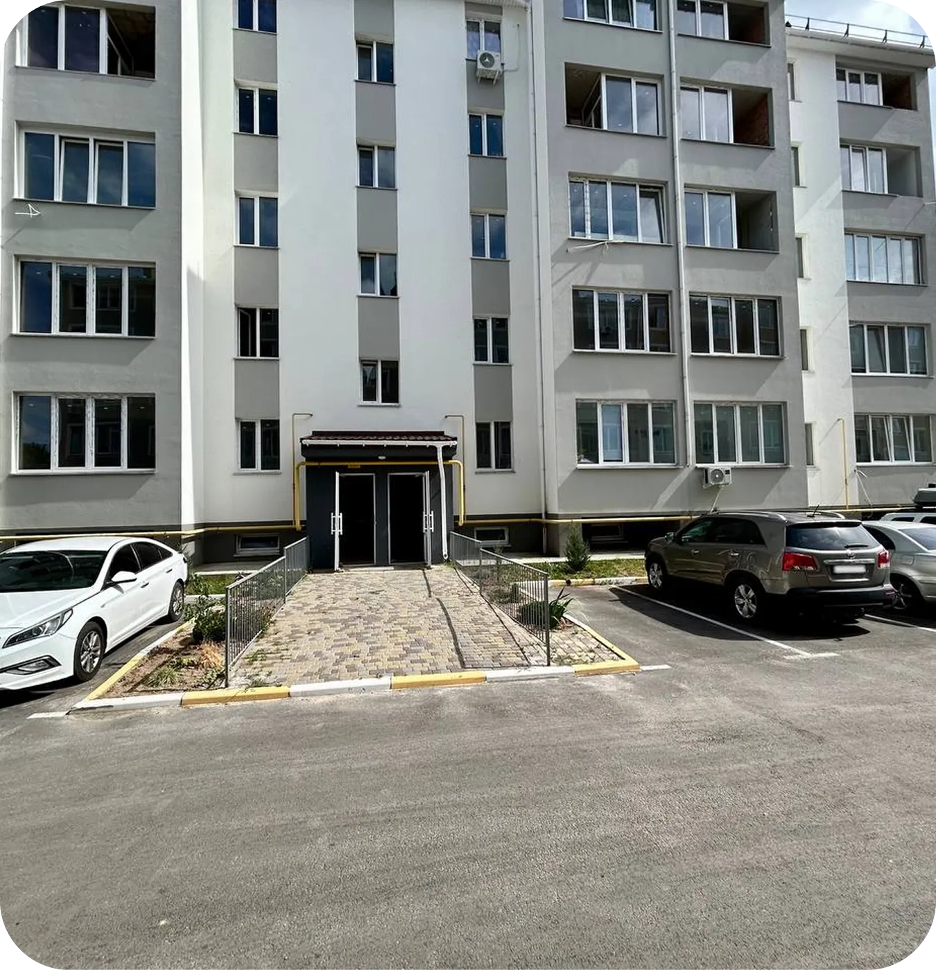 Однокімнатна квартира 35,1 м² у Михайлівці-Рубежівці