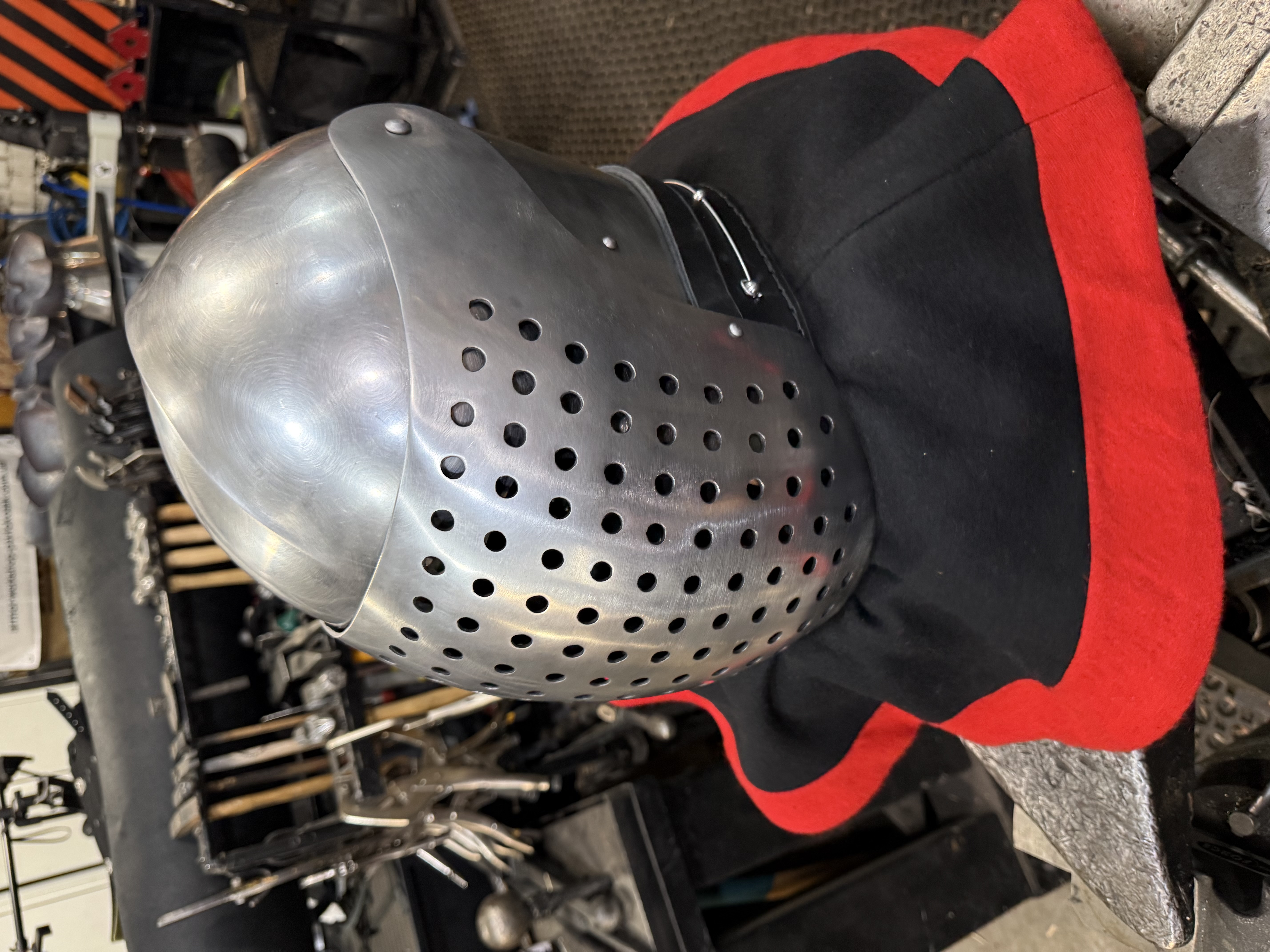 Armor helmet “sieve cloth aventail”