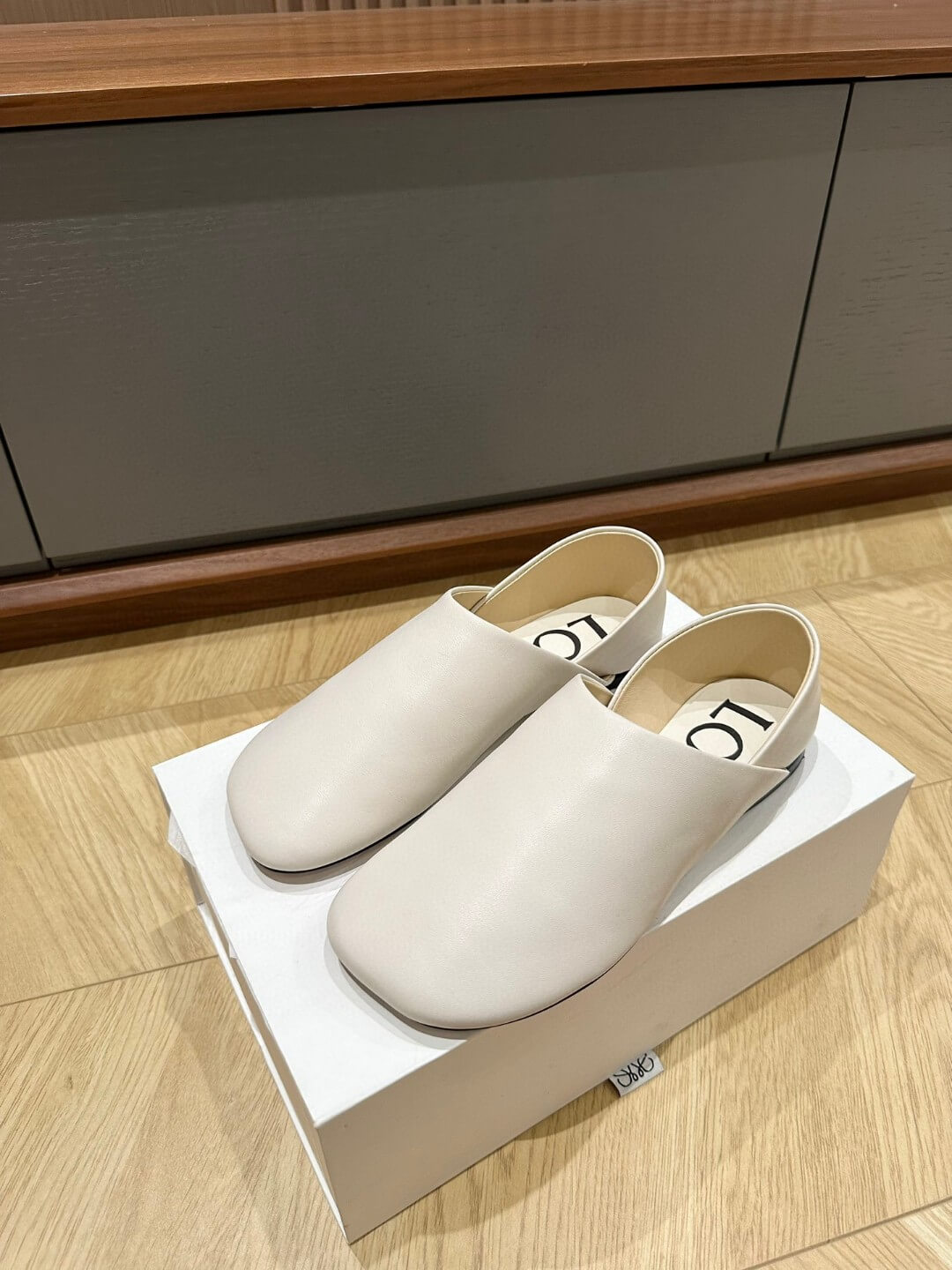 Loewe сліпони