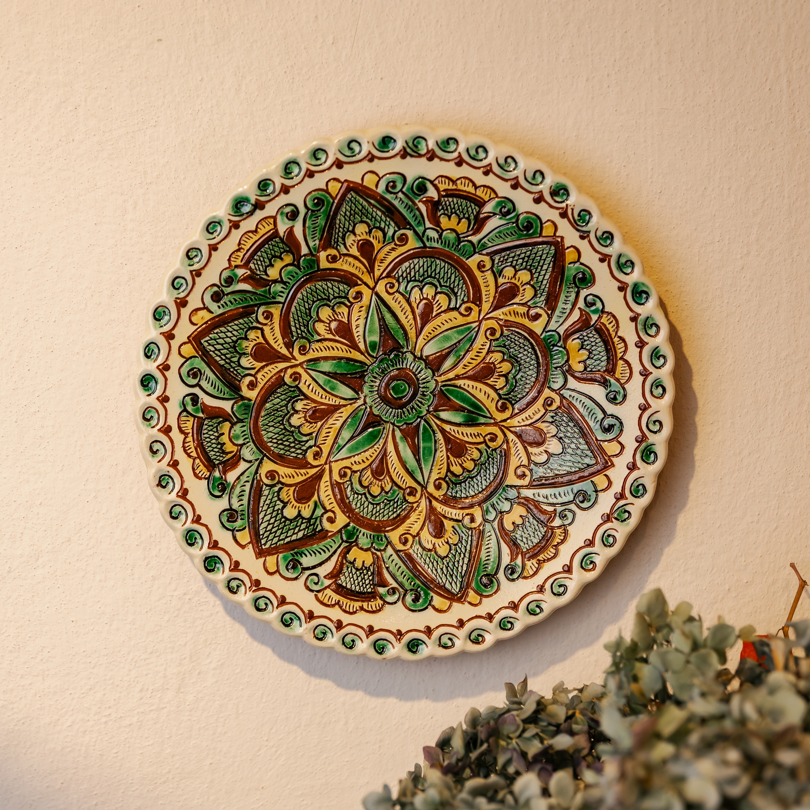 Таріль на стіну 