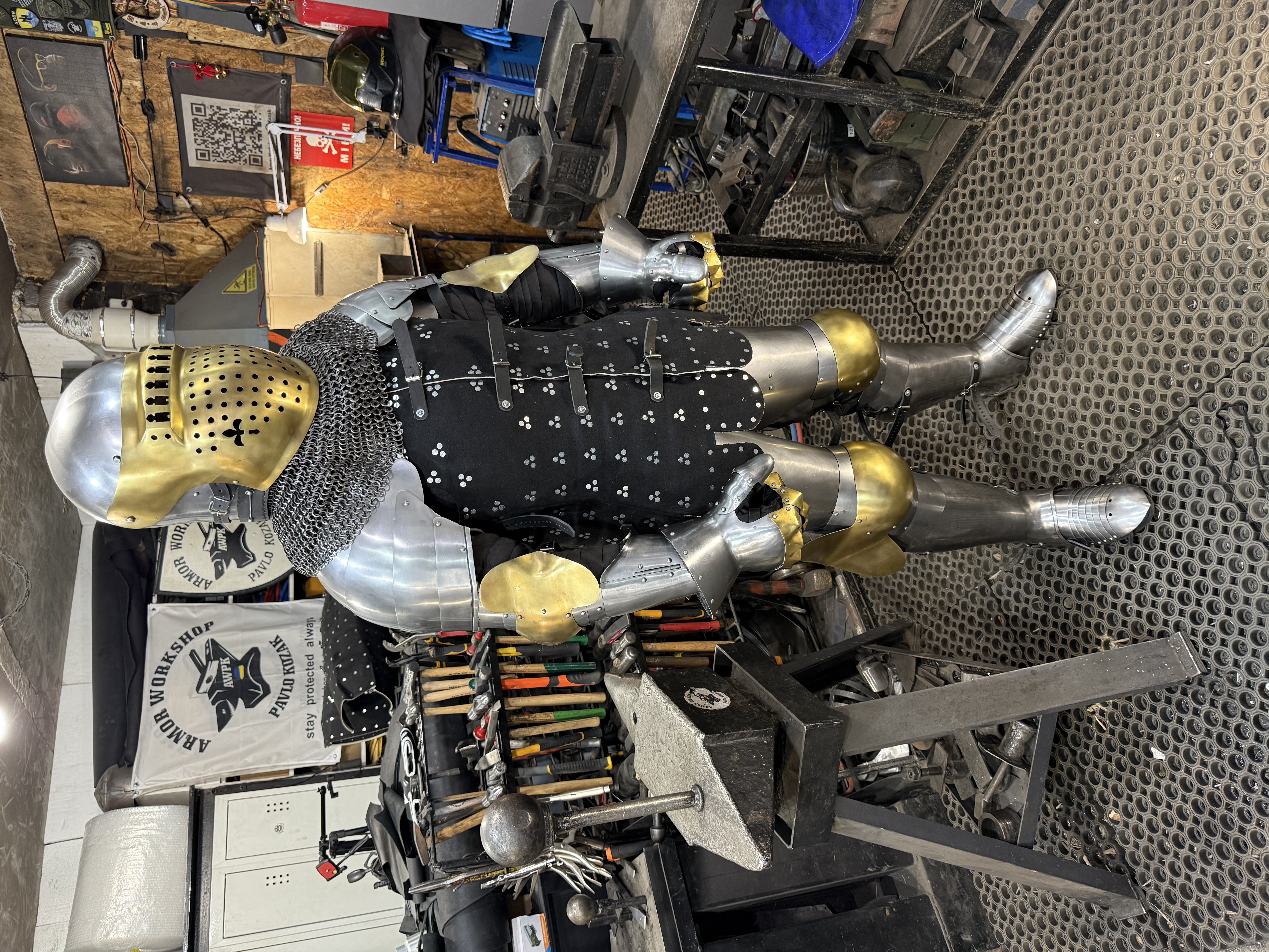 Full armor set “brass style”