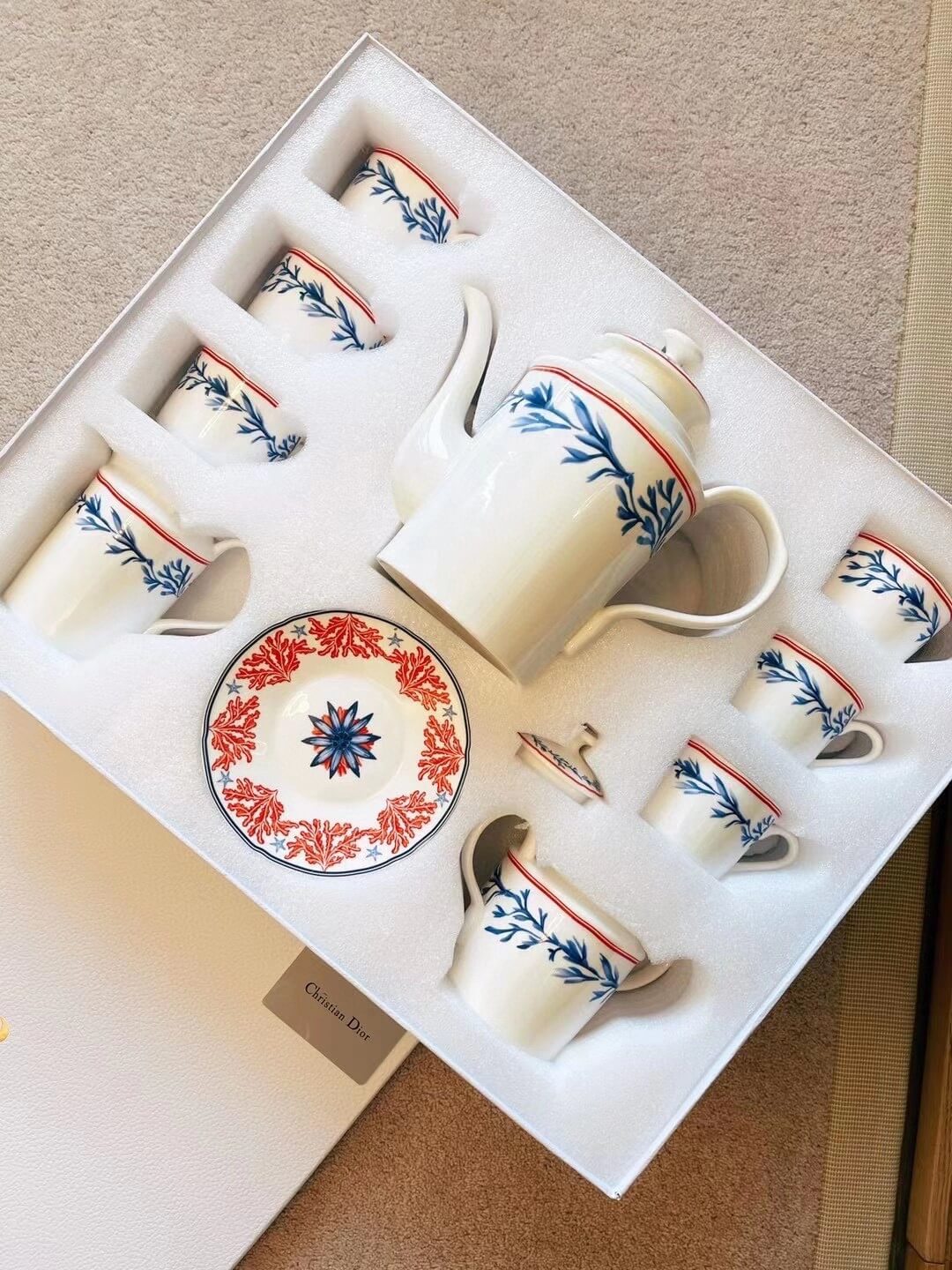 Dior сервіз