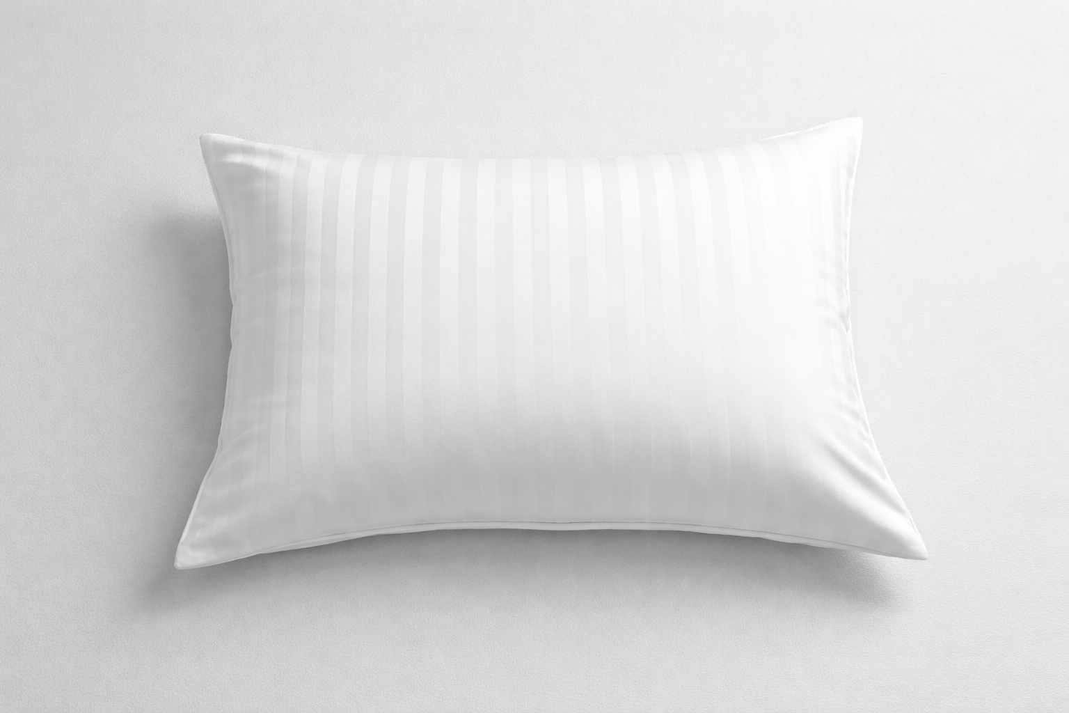 Наволочка страйп сатін "Білий сніг"