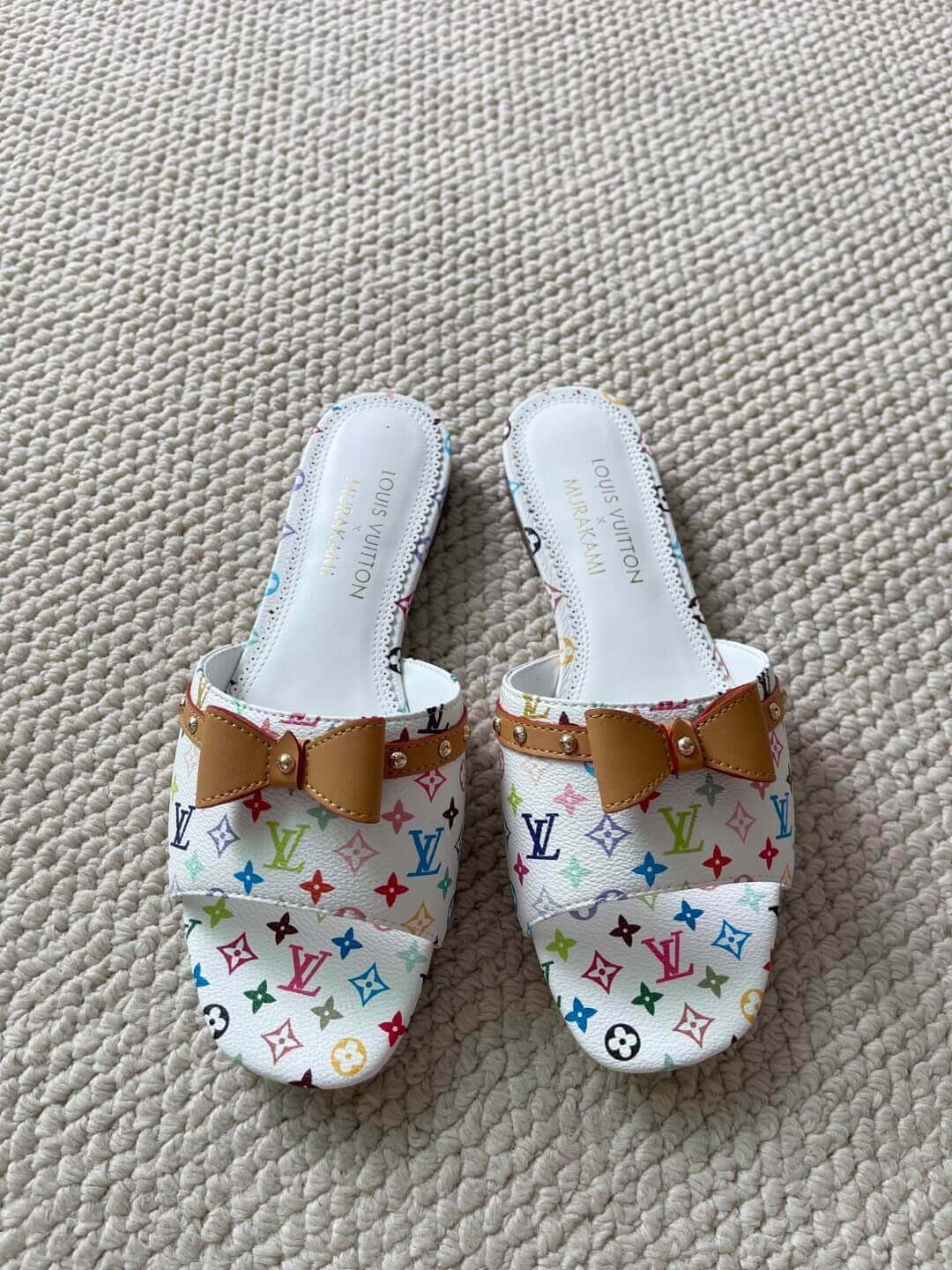 Louis Vuitton шльопанці